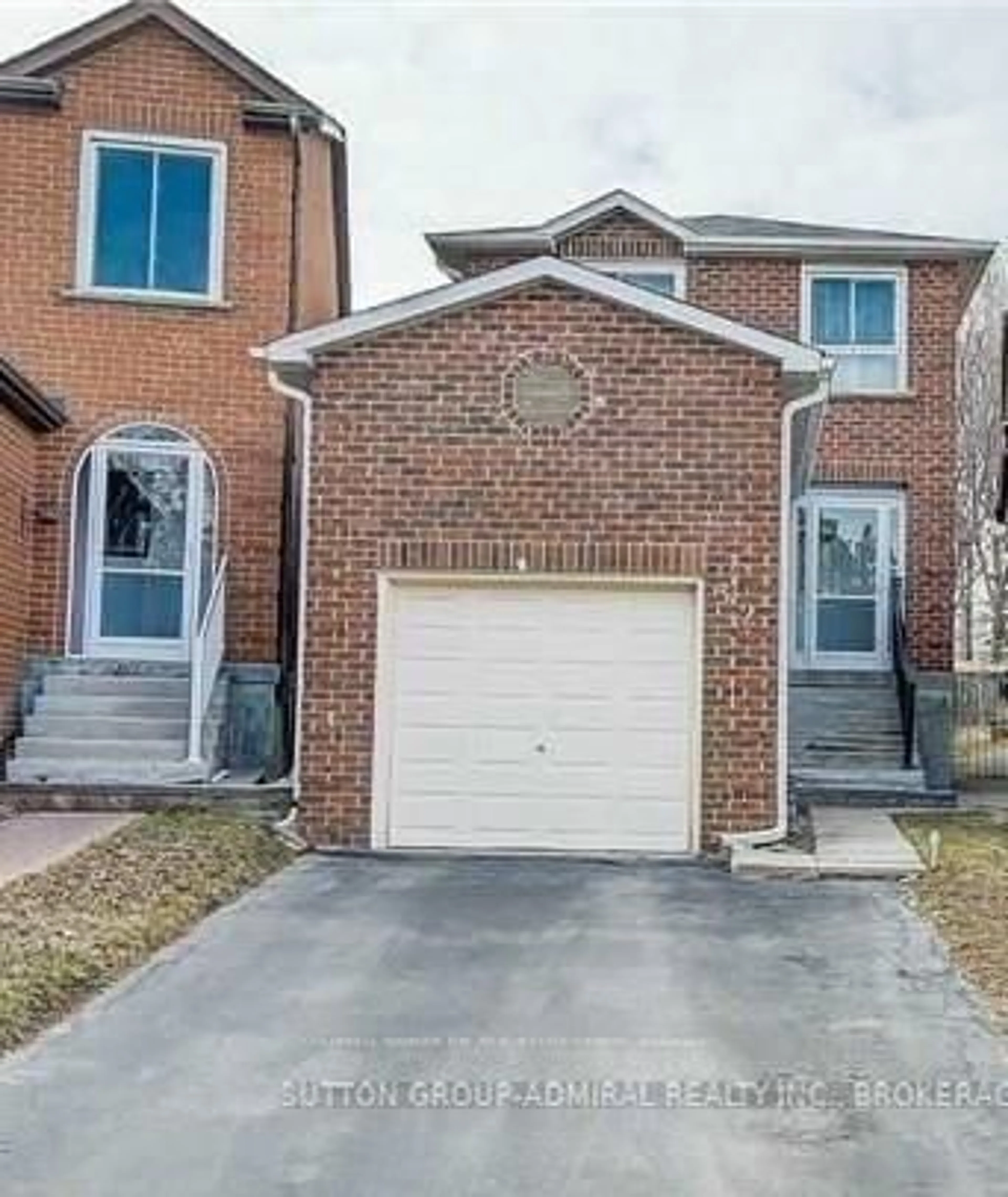 Home with brick exterior material, street for 32 Rejane Cres, Vaughan Ontario L4J 5A1
