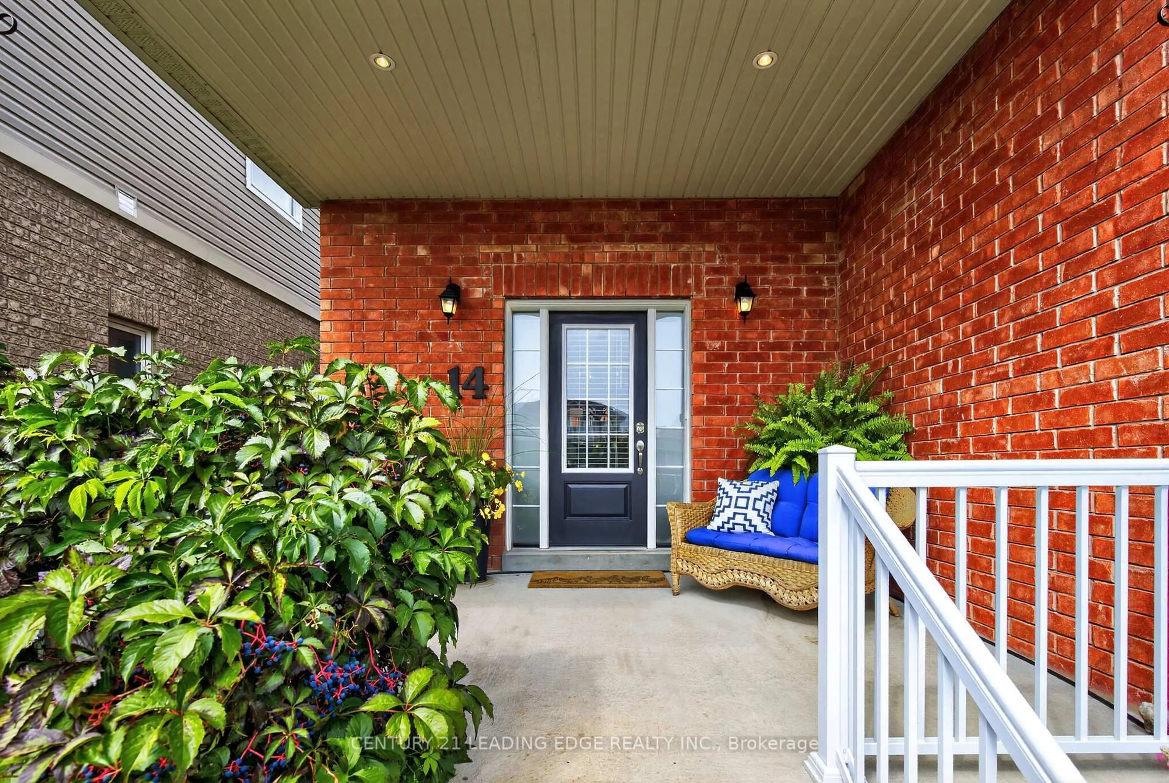 Indoor entryway for 14 Rennie St, Brock Ontario L0C 1H0