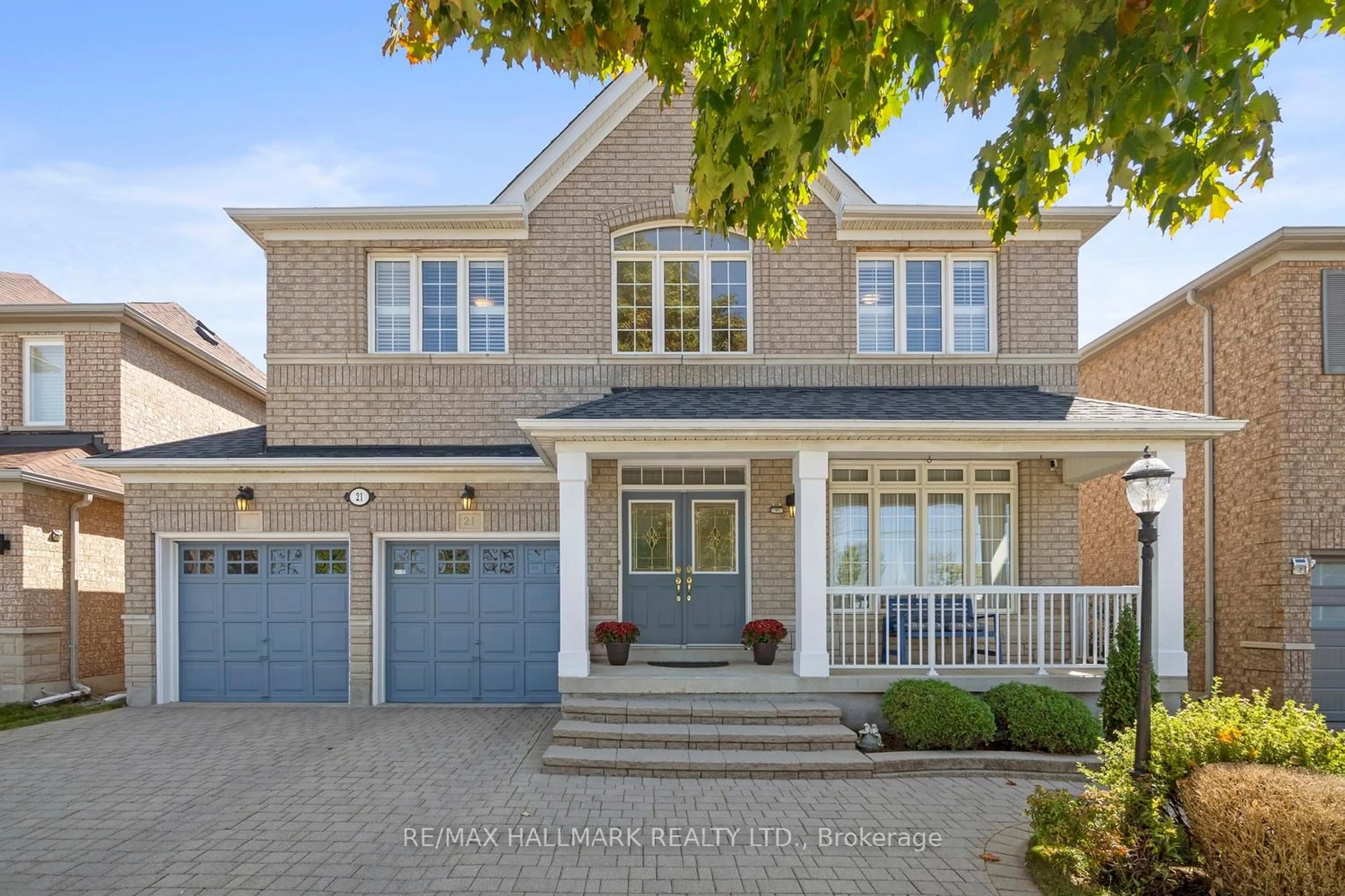 Home with brick exterior material, street for 21 Courtfield Cres, Markham Ontario L6C 2R8