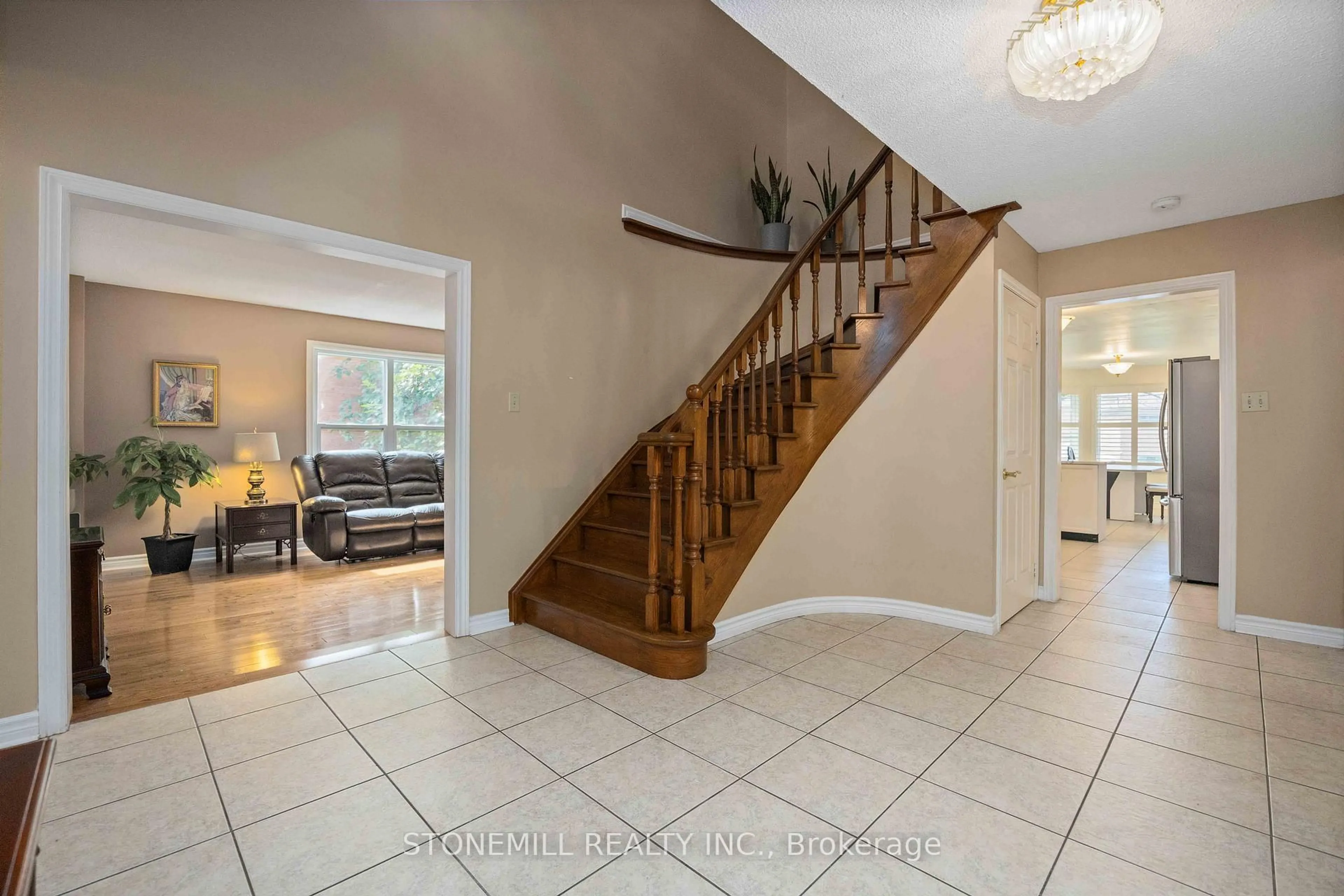 Indoor foyer for 24 Soho Cres, Markham Ontario L3P 7H8