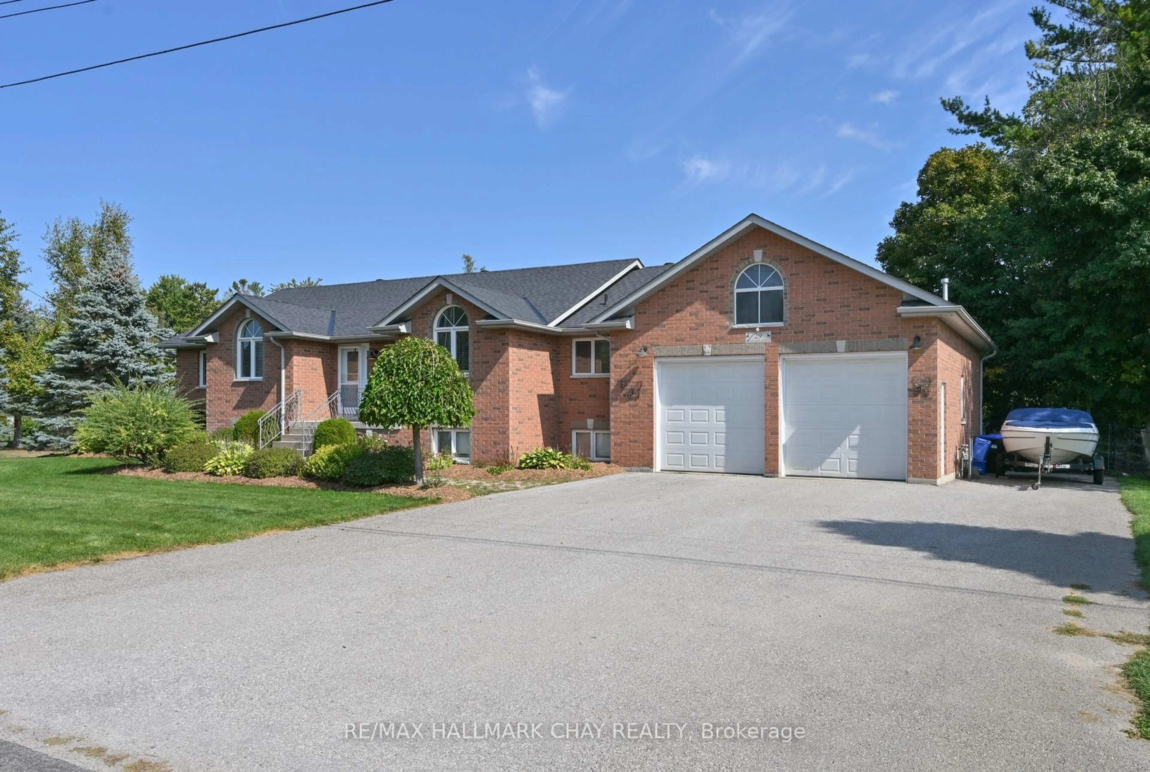 A pic from outside/outdoor area/front of a property/back of a property/a pic from drone, street for 29 Wales Ave, Adjala-Tosorontio Ontario L0M 1J0
