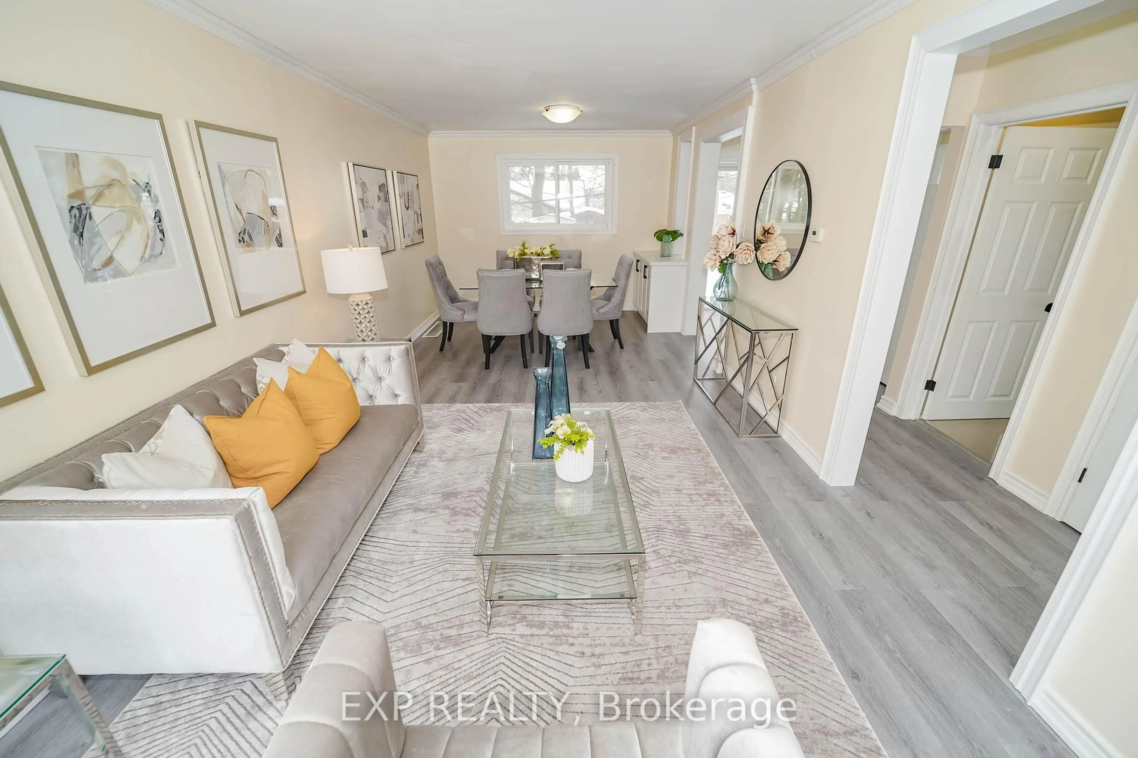 Unknown for 22 Jones Crt, Aurora Ontario L4G 2B8