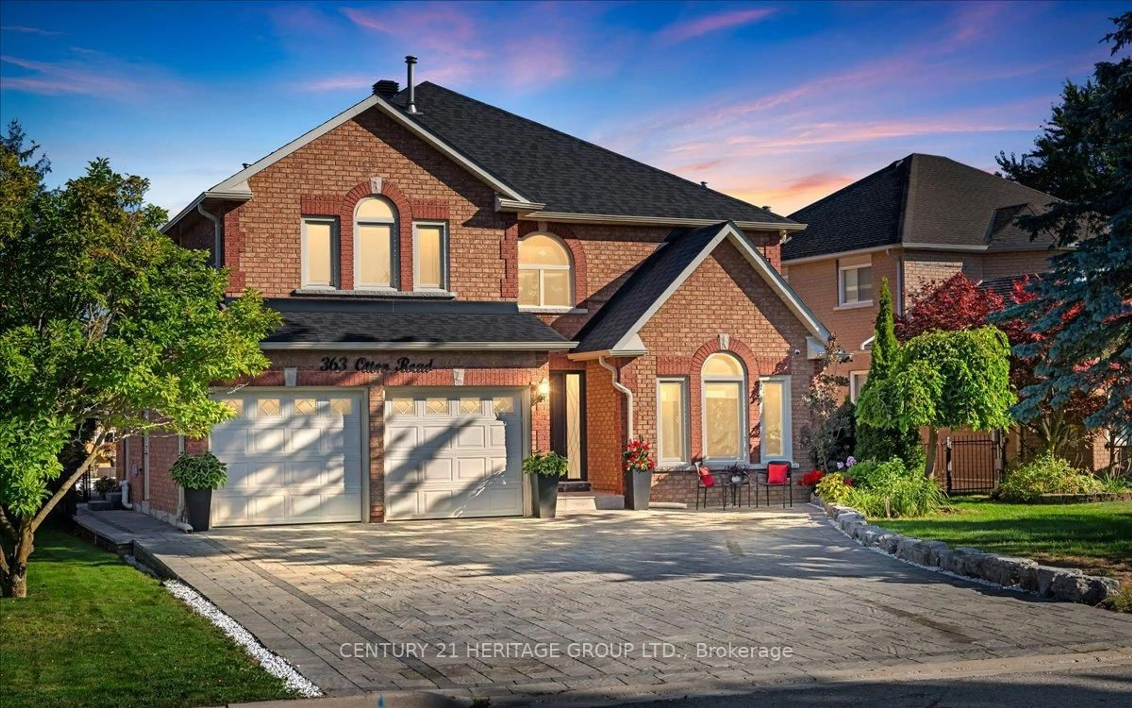 Home with brick exterior material, street for 363 Otton Rd, Newmarket Ontario L3X 1E5