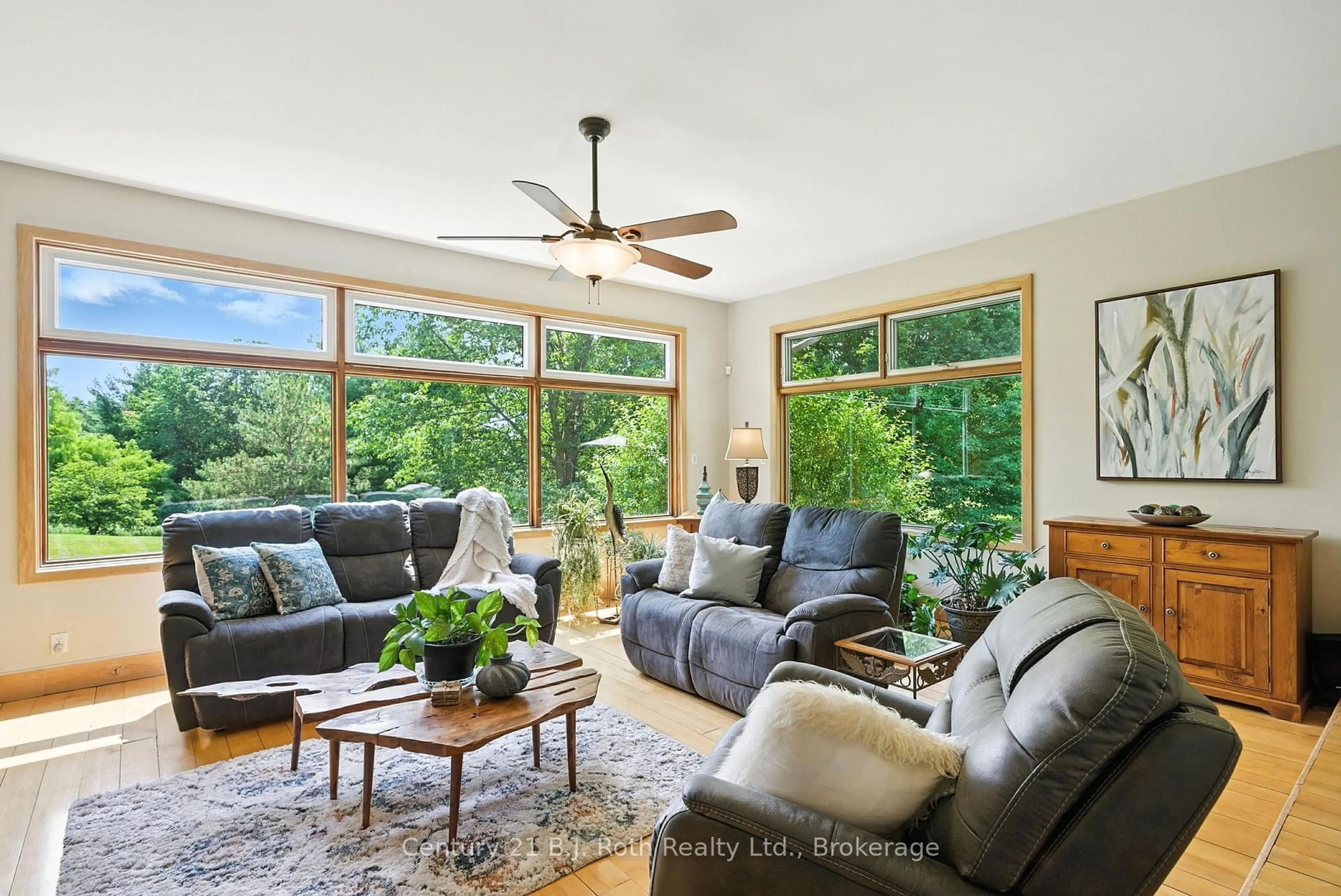 Living room with furniture, unknown for 1131 Brock Rd, Uxbridge Ontario L9P 1R4