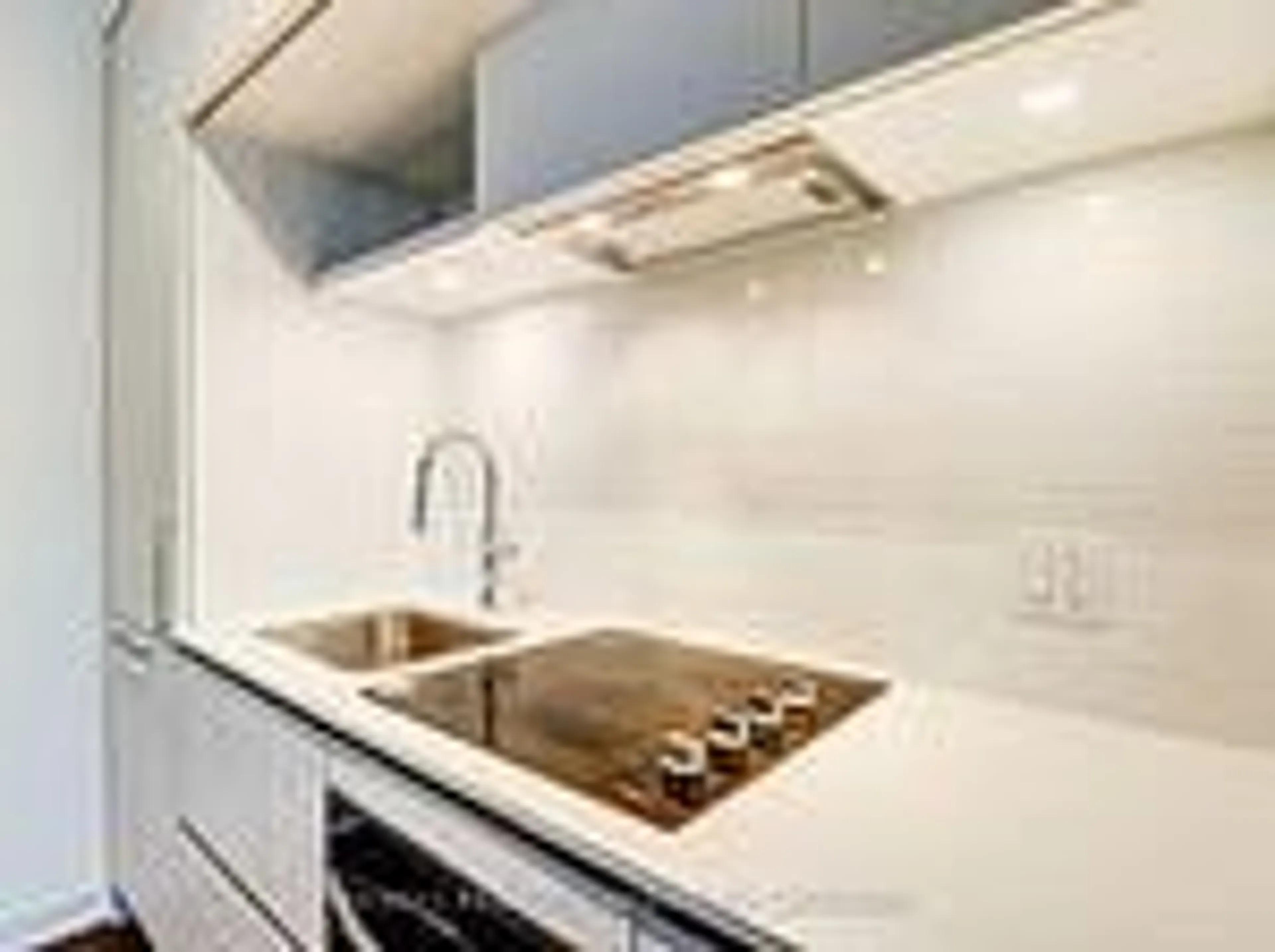 Standard kitchen, unknown for 2 David Eyer Rd #722, Richmond Hill Ontario L4S 0N6