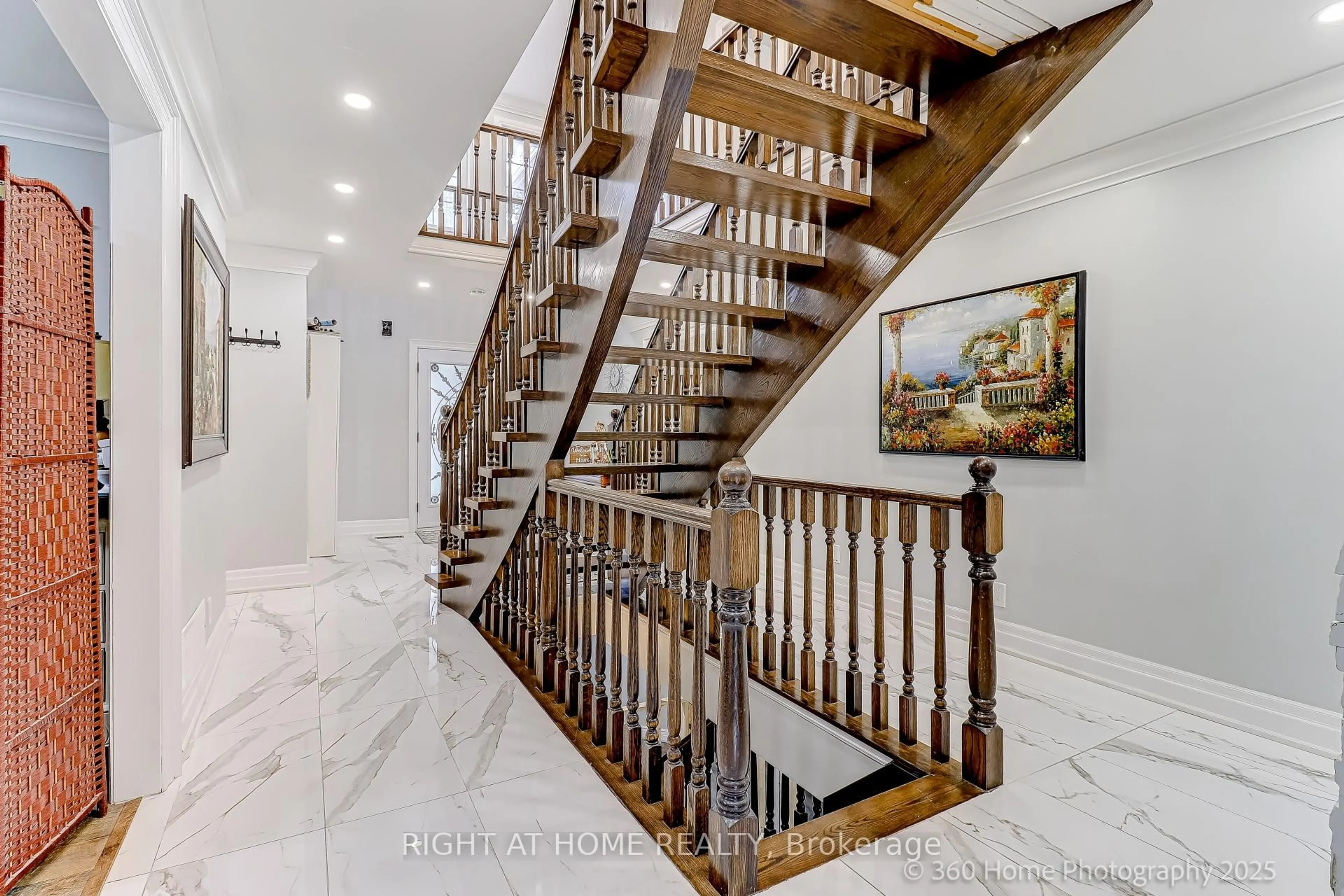 Stairs for 71 Church St, Georgina Ontario L4P 0K7