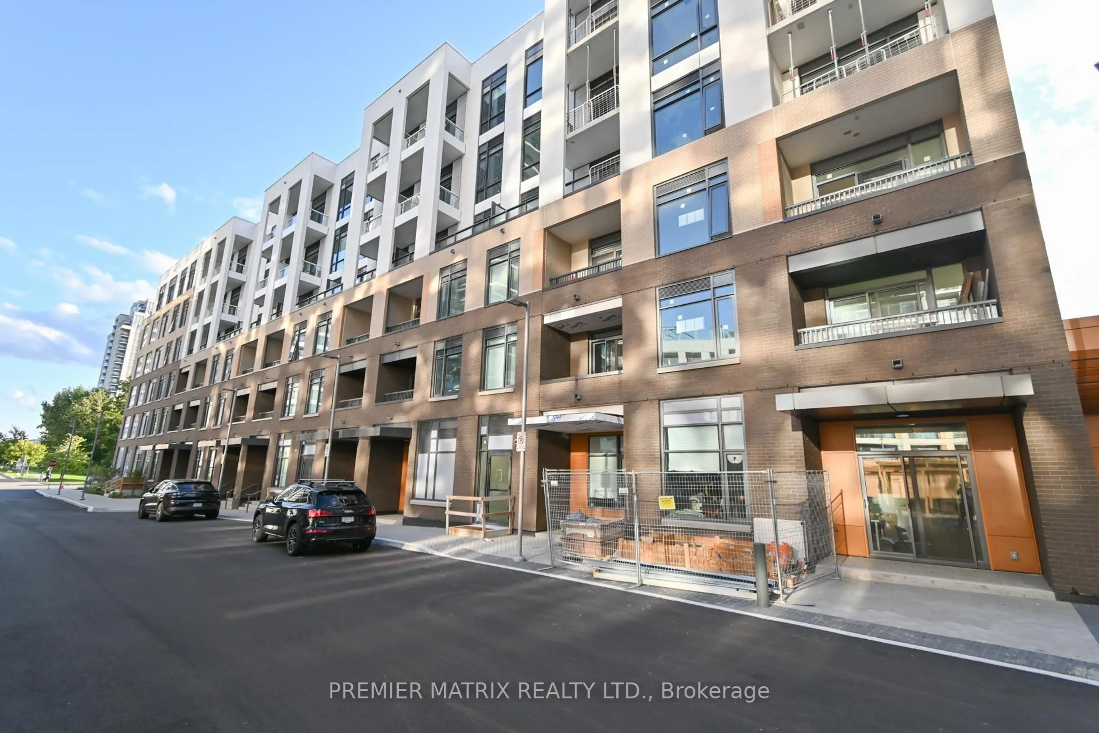 Patio, street for 8 Beverley Glen Blvd #106, Vaughan Ontario L4J 0B8