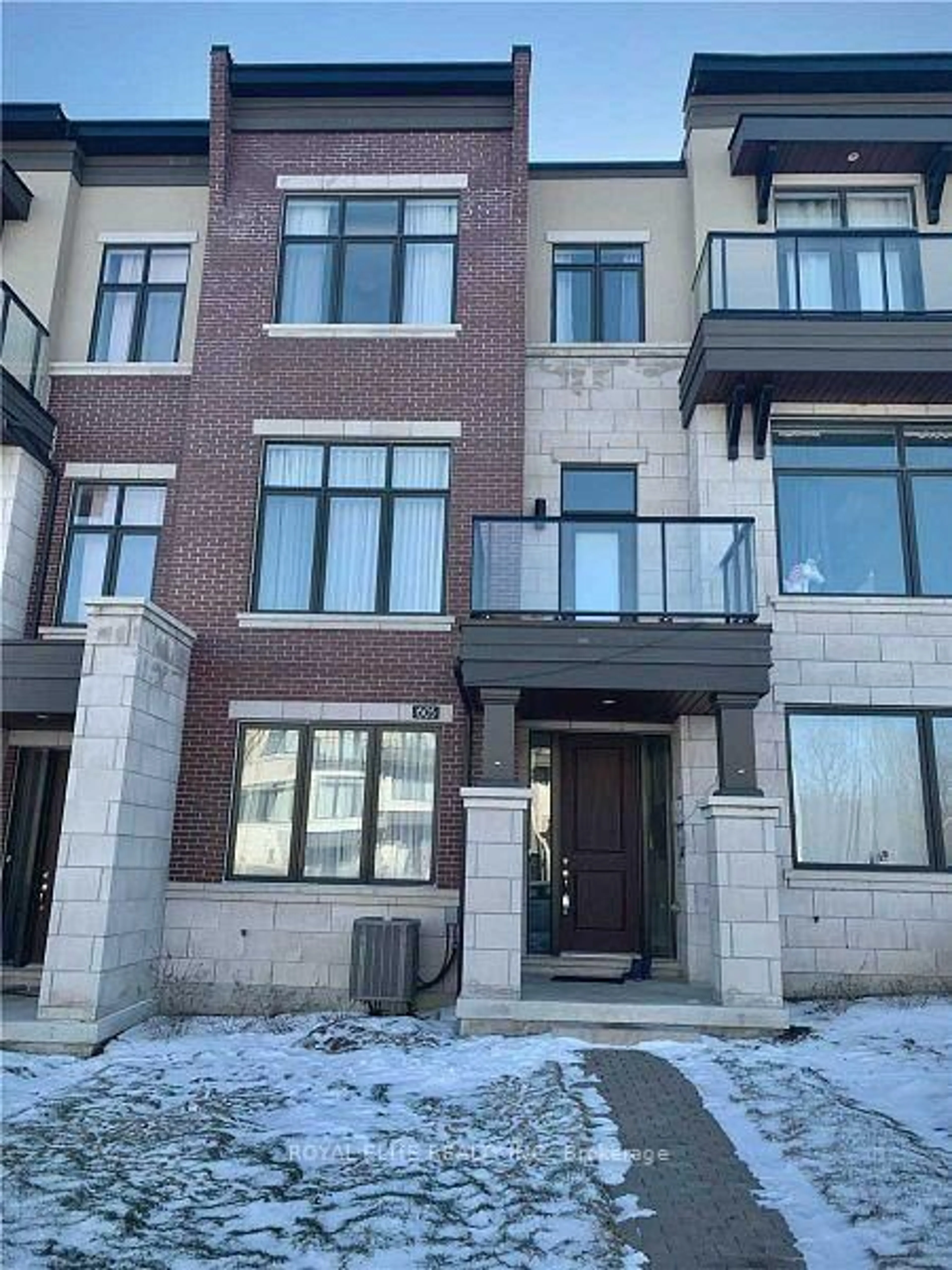 Home with brick exterior material, street for 605 Marc Santi Blvd, Vaughan Ontario L6A 4Z8