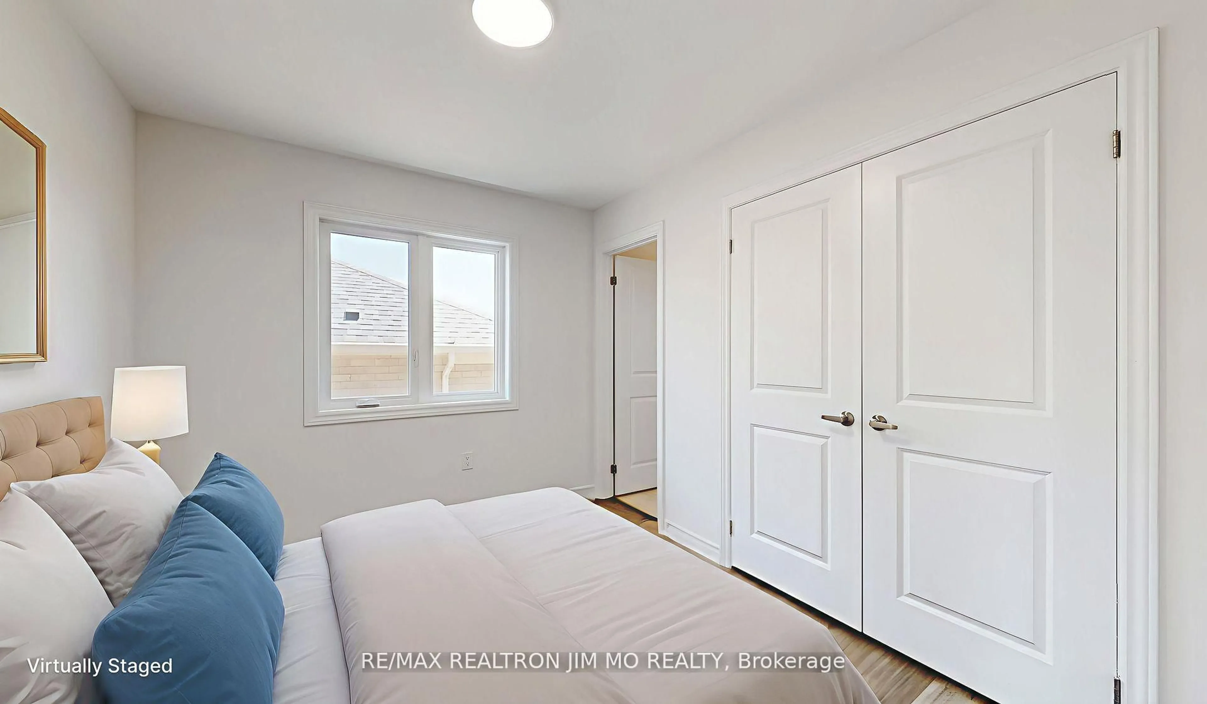 A pic of a room for 3 Big Canoe Dr, Georgina Ontario L0E 1R0