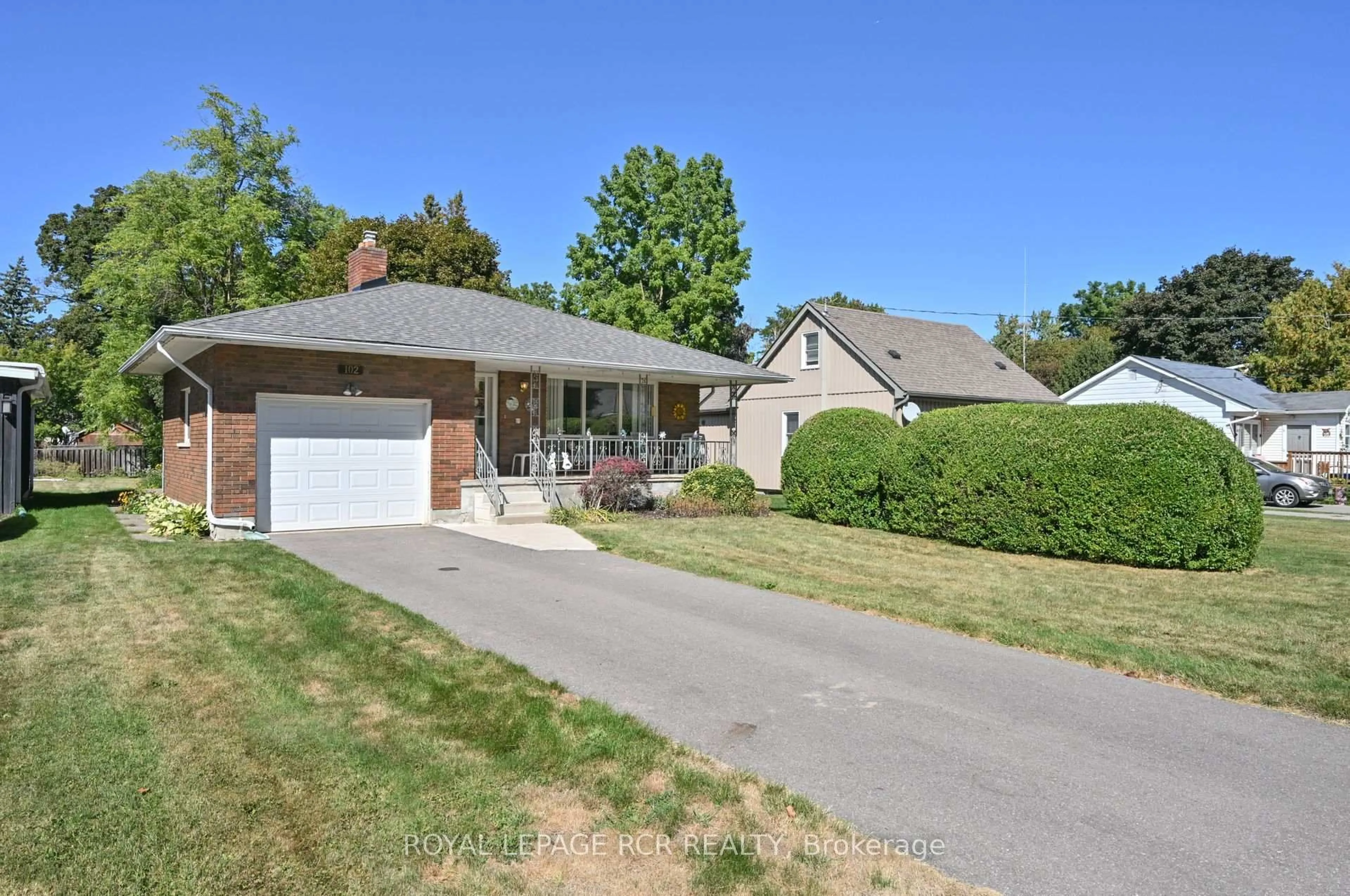 Home with brick exterior material, street for 102 Tupper St, New Tecumseth Ontario L9R 1E3