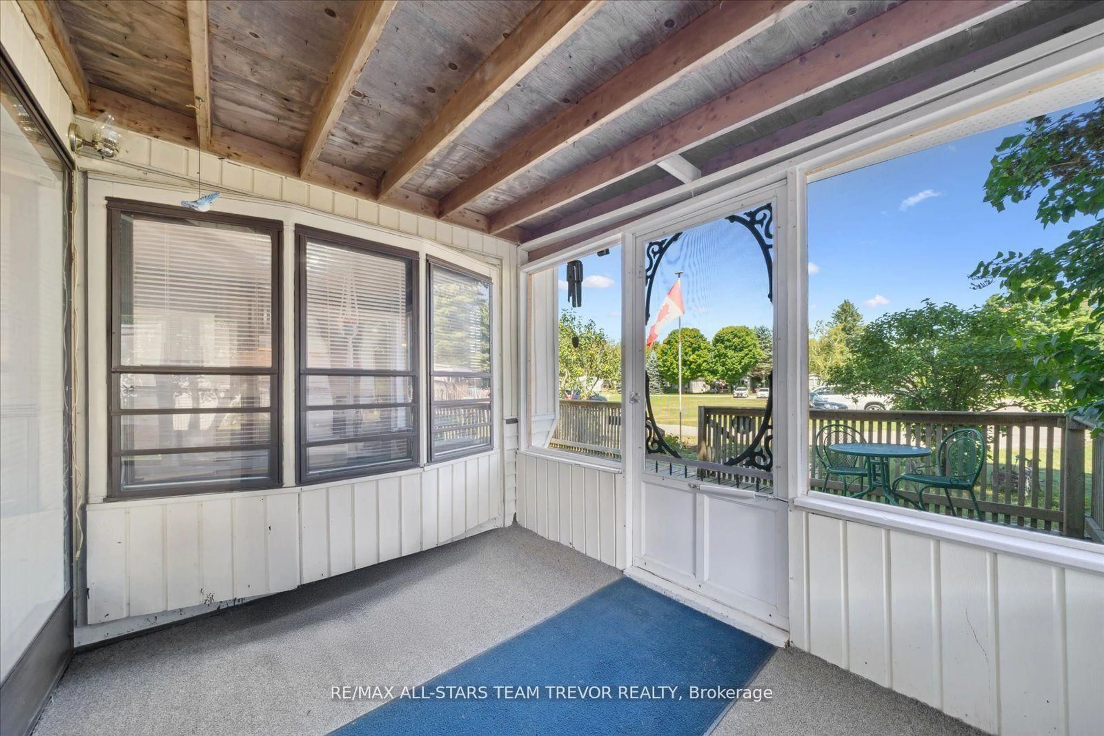 Unknown for 285 Crydermans Sdrd ##336, Georgina Ontario L0E 1A0