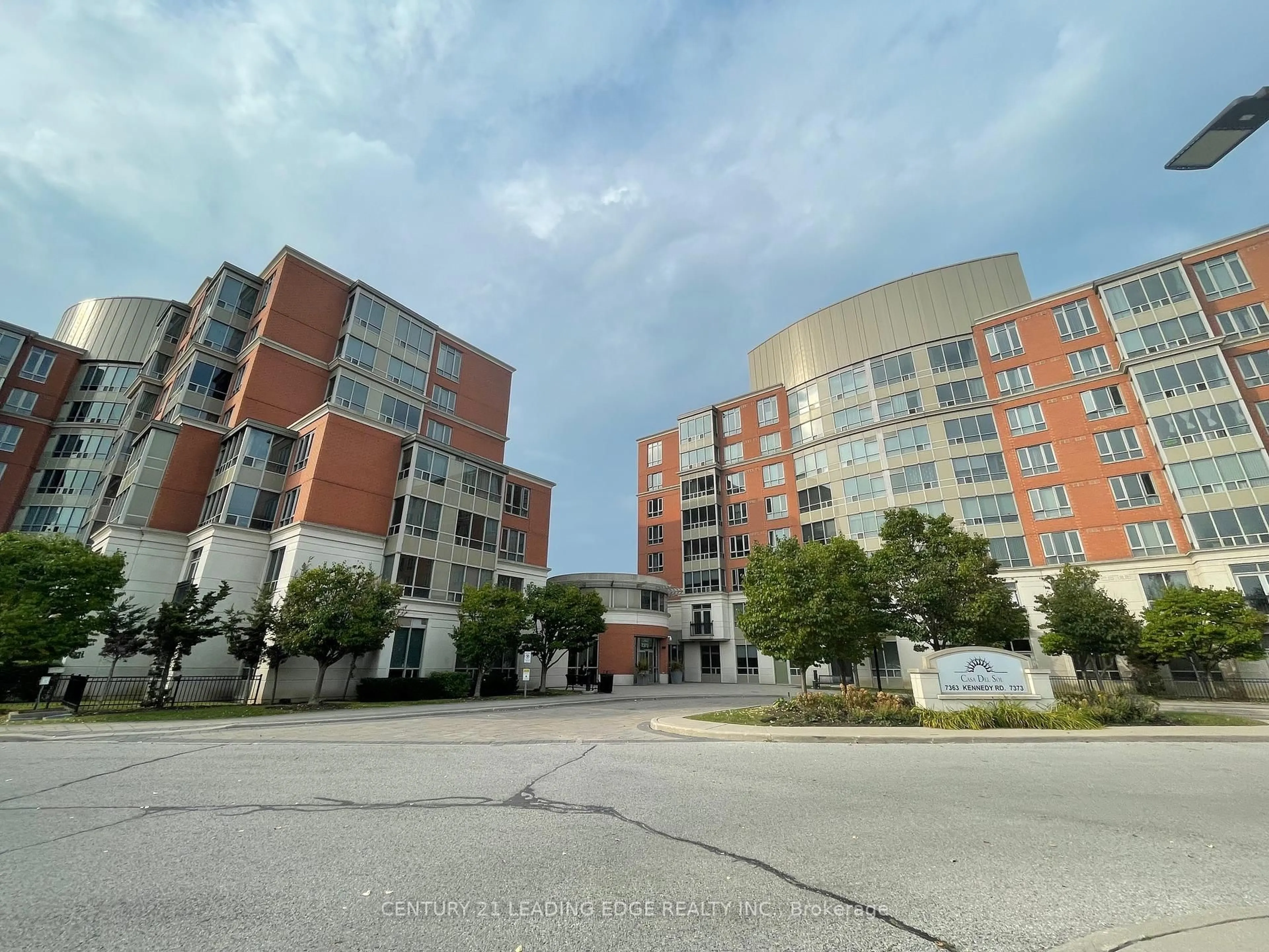 Unknown for 7373 Kennedy Rd #502, Markham Ontario L3R 1H6