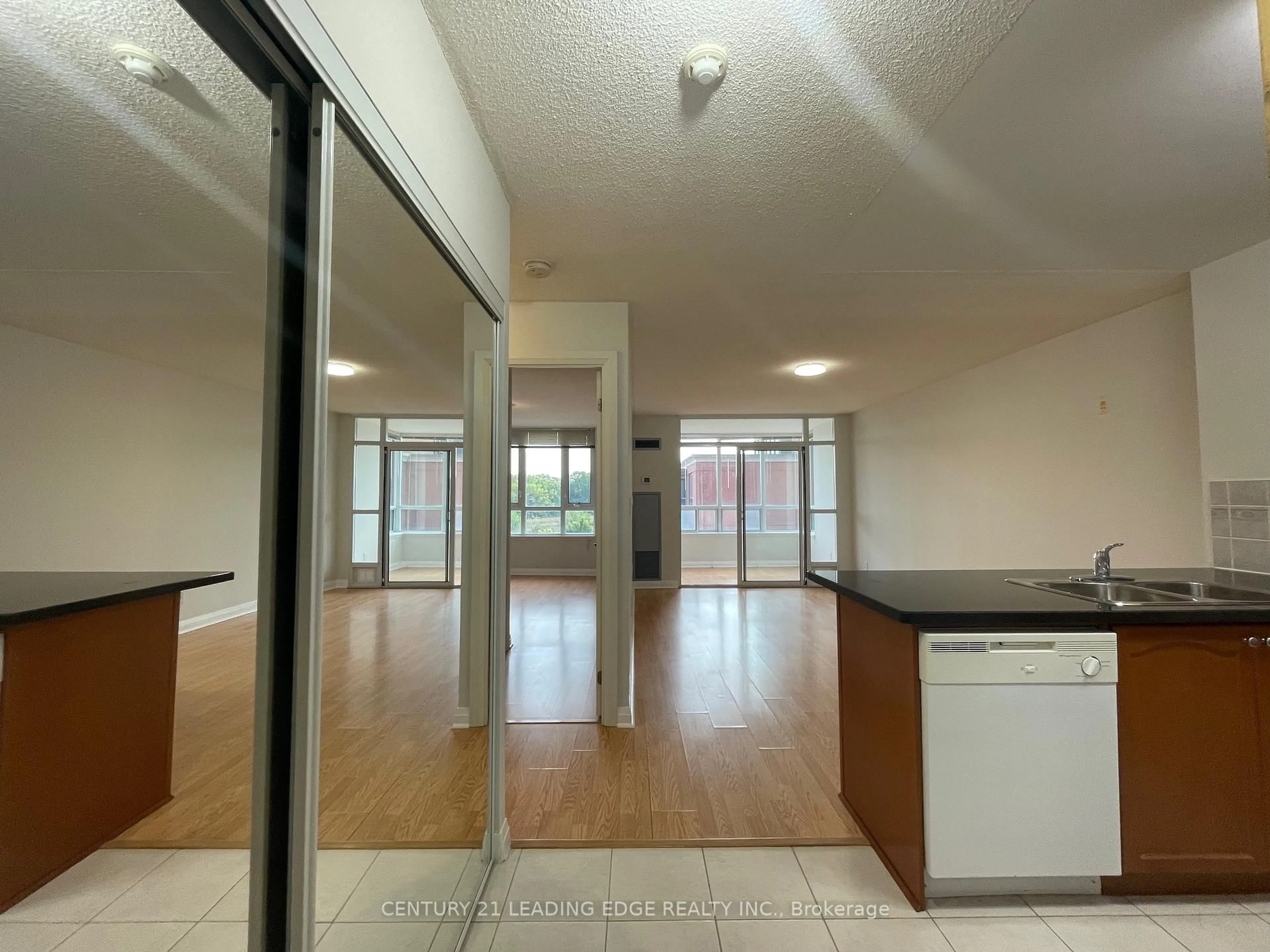 A pic of a room for 7373 Kennedy Rd #502, Markham Ontario L3R 1H6