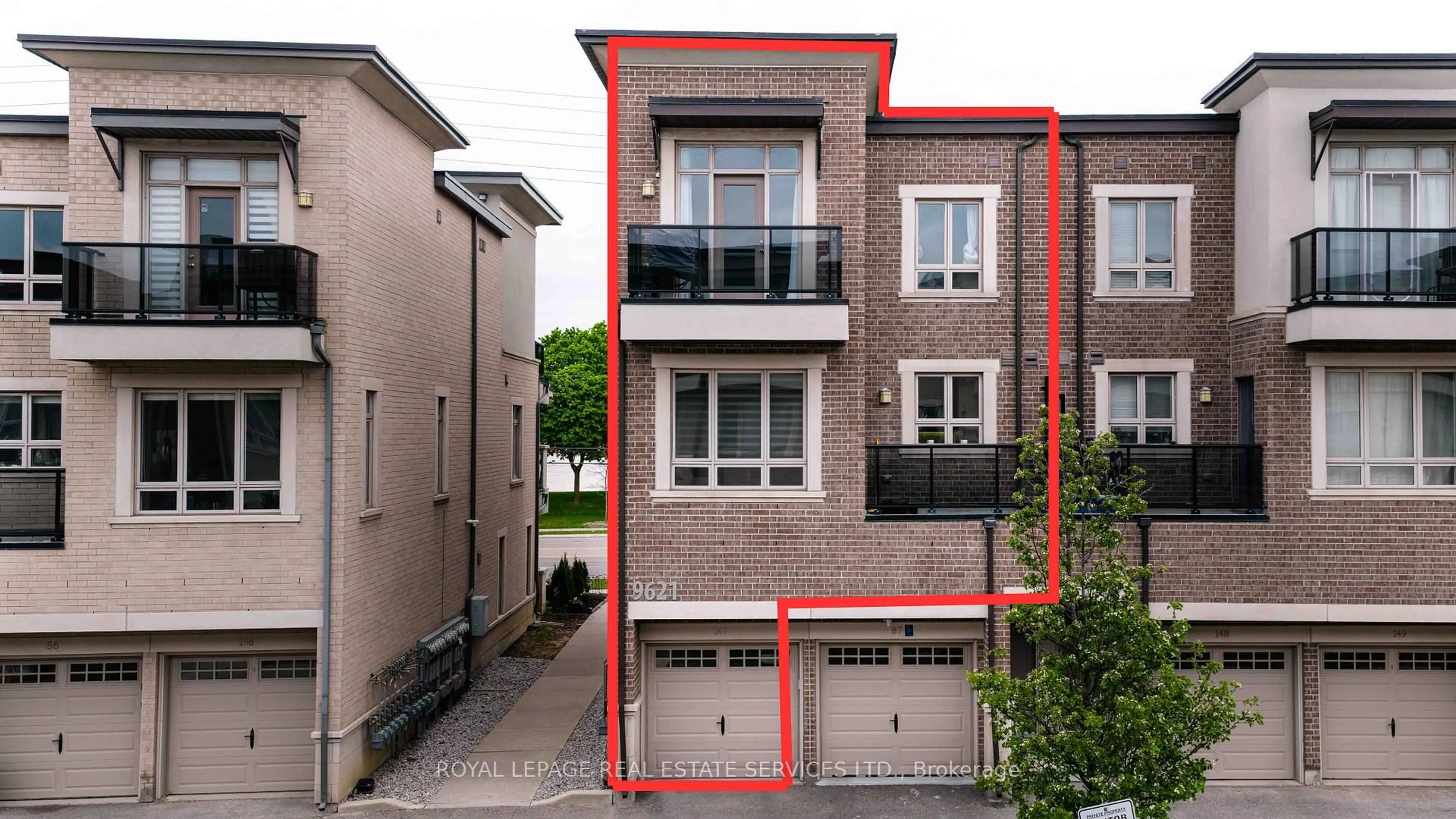 Home with brick exterior material, street for 9621 Jane St #13, Vaughan Ontario L6A 4G5