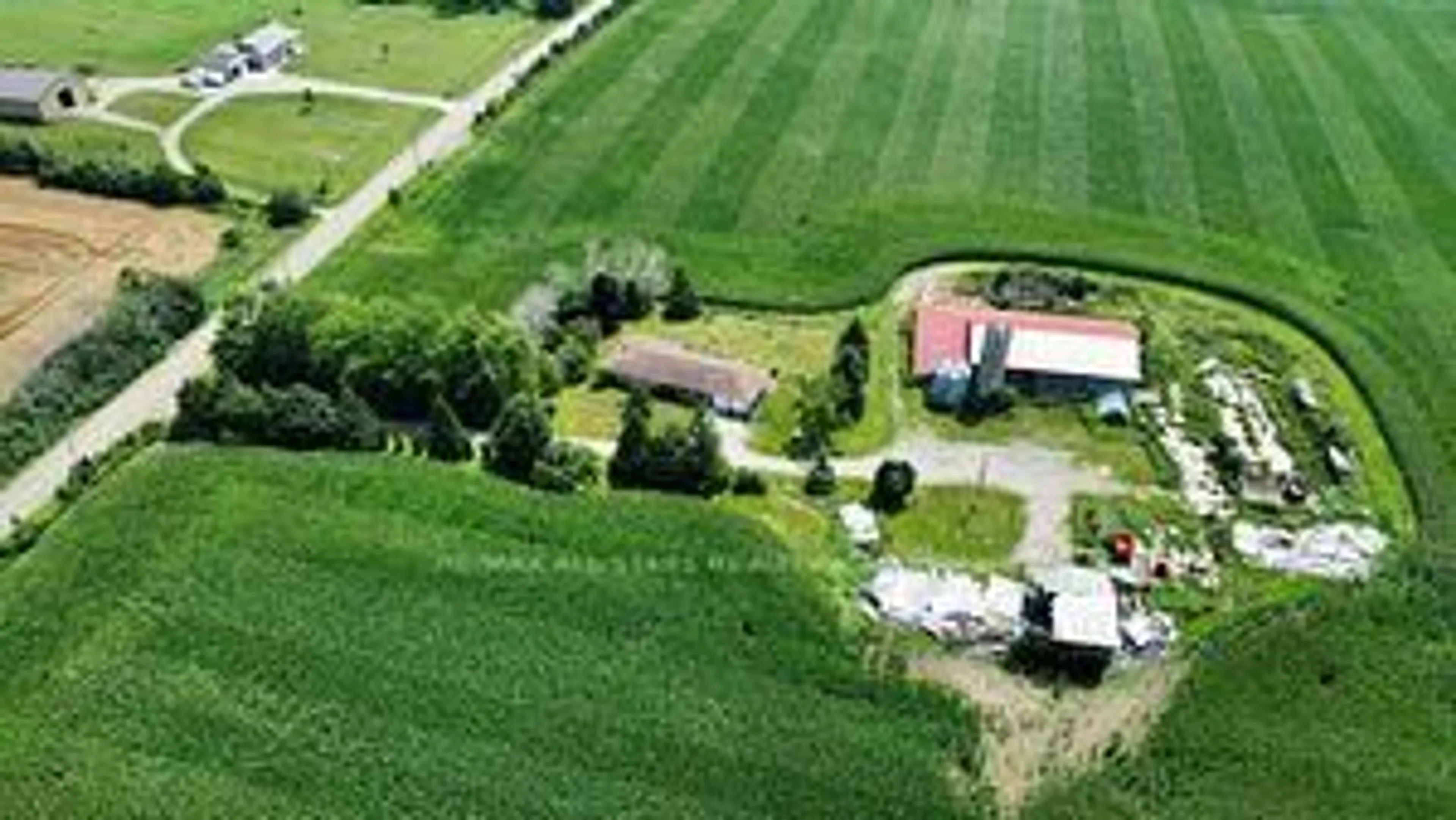 A pic from outside/outdoor area/front of a property/back of a property/a pic from drone, unknown for 18500 18 Sdrd, Brock Ontario L0E 1E0