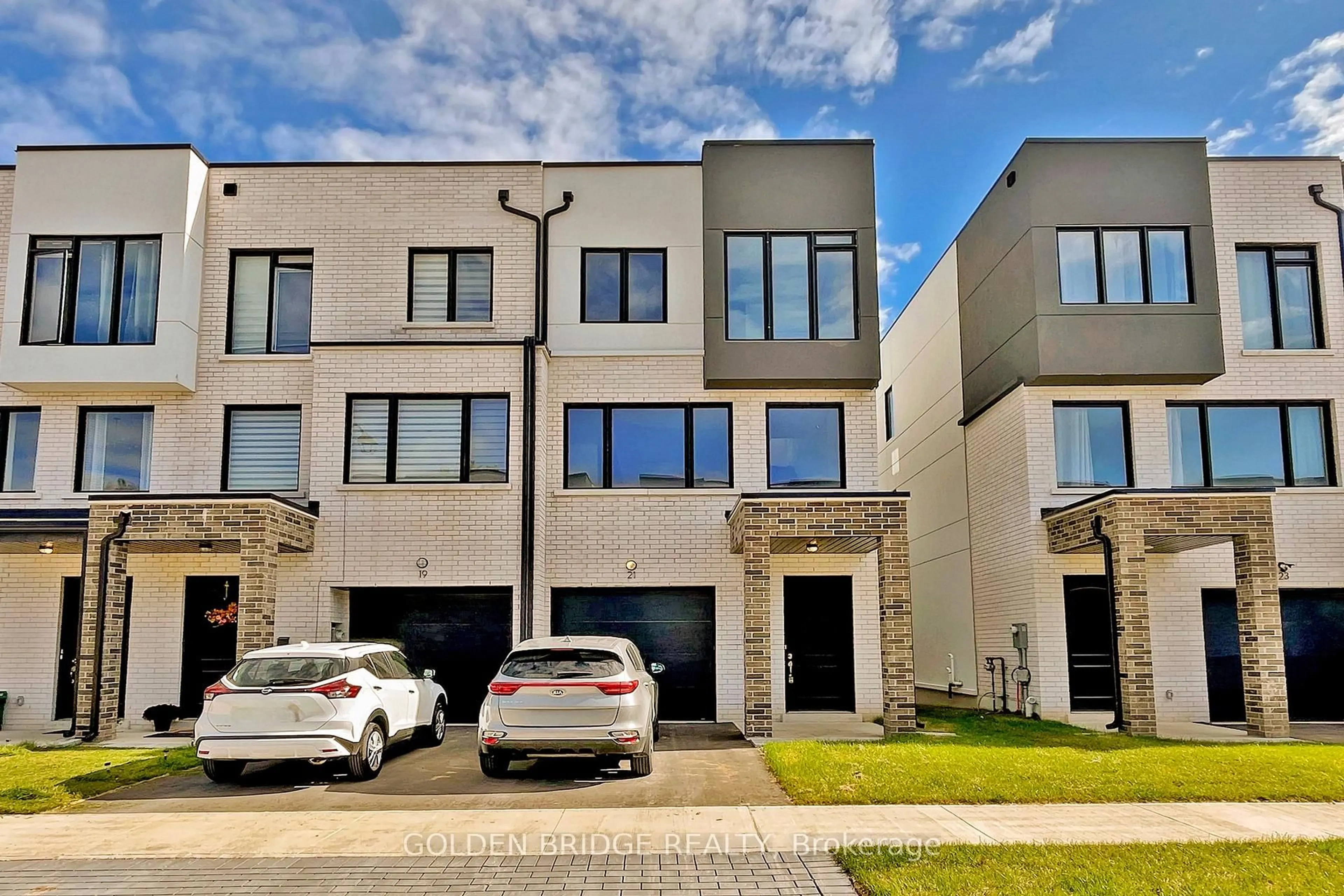 Unknown for 21 Persica St, Richmond Hill Ontario L4E 2T3