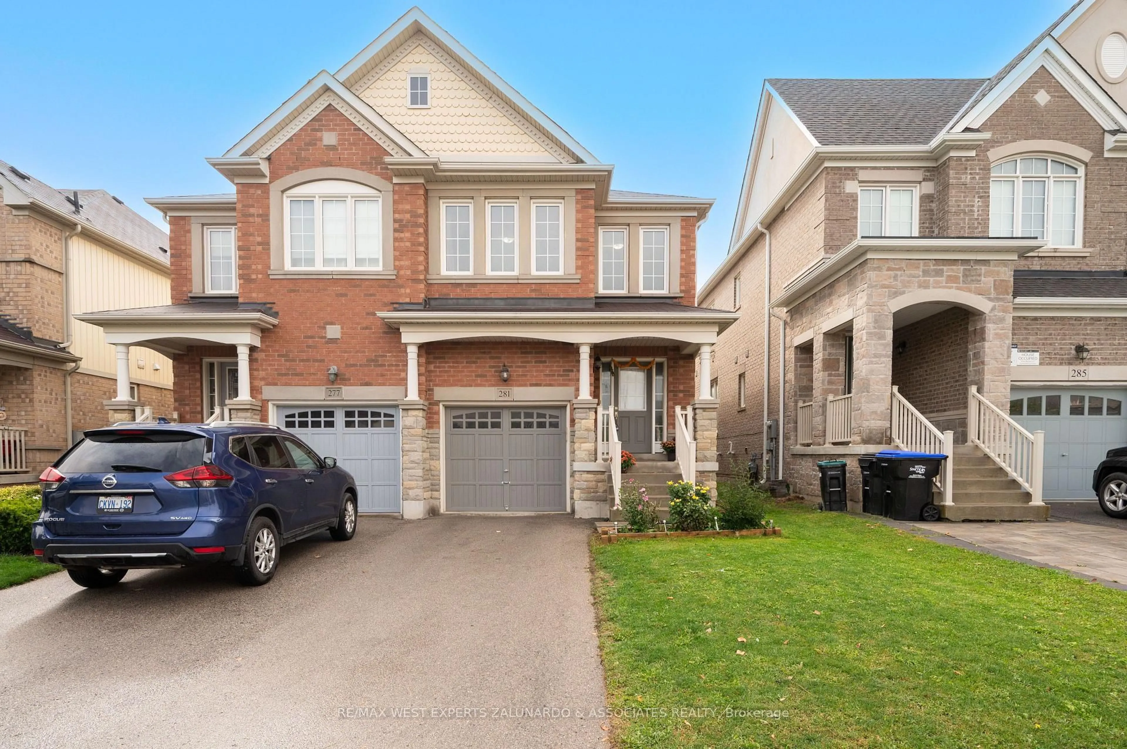 Home with brick exterior material, street for 281 Meadowhawk Tr, Bradford West Gwillimbury Ontario L3Z 0K4