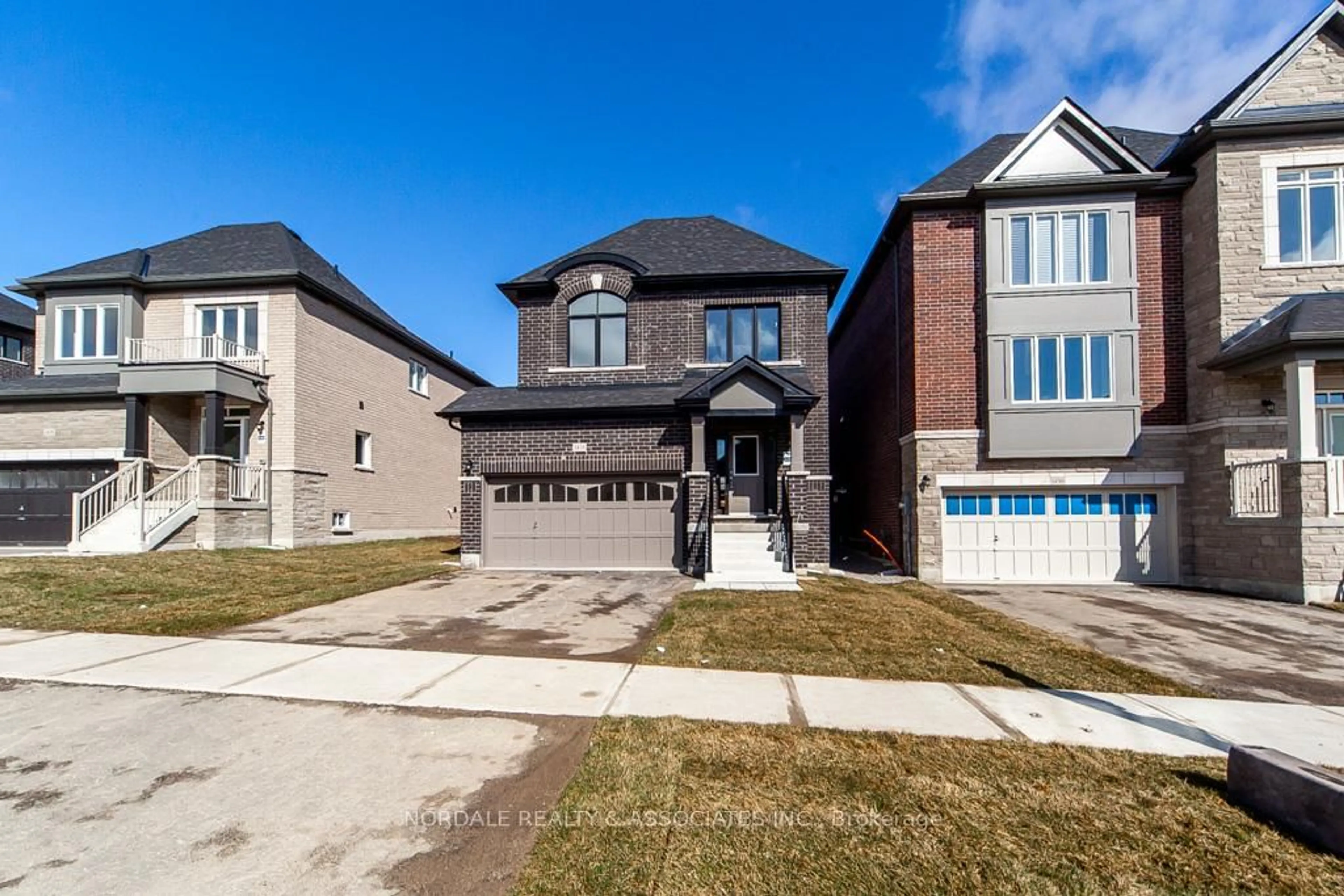 Home with brick exterior material, street for 1434 STOVELL Cres, Innisfil Ontario L0L 1W0