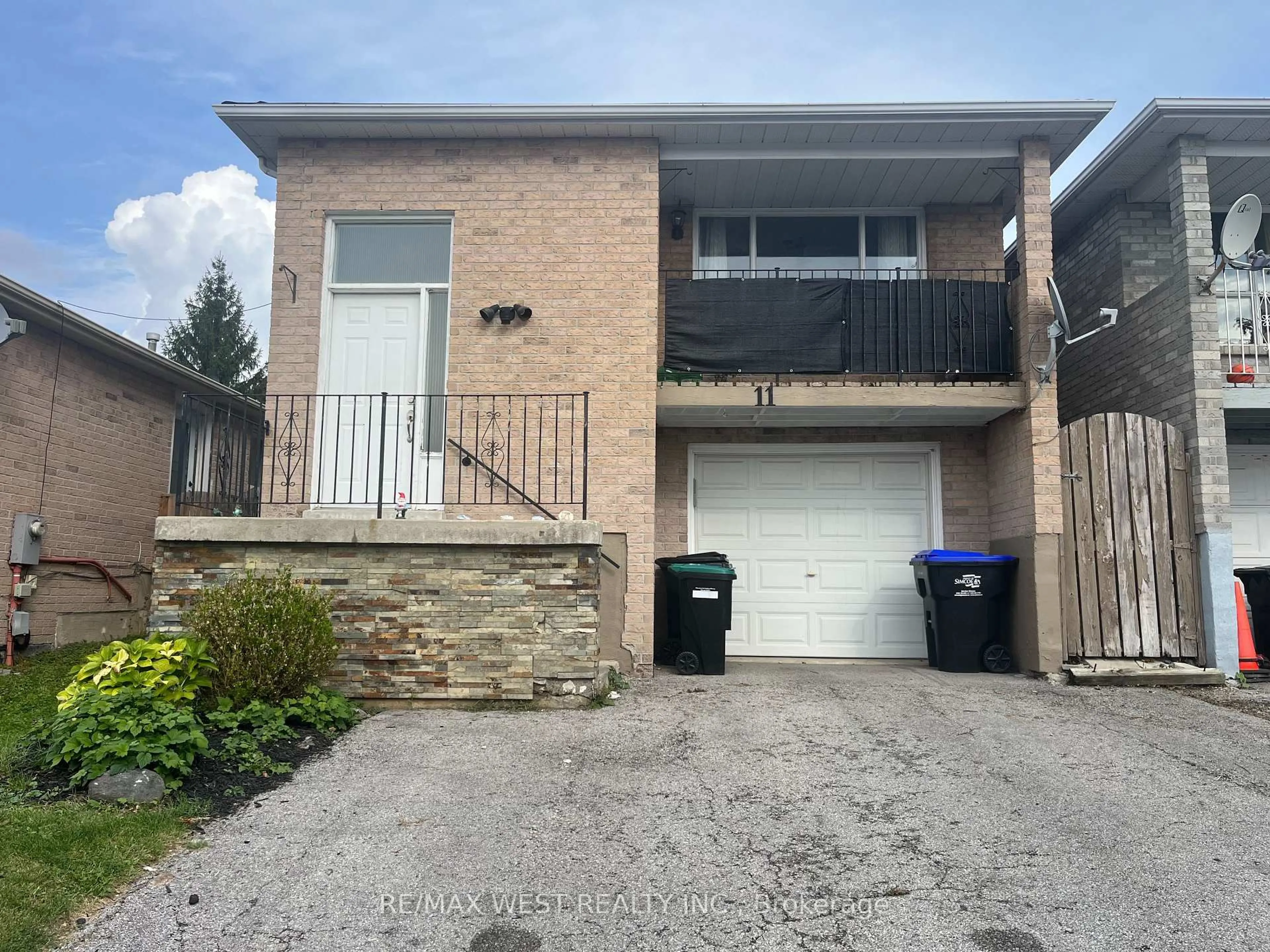 Unknown for 11 Turner Crt, Bradford West Gwillimbury Ontario L3Z 2W3