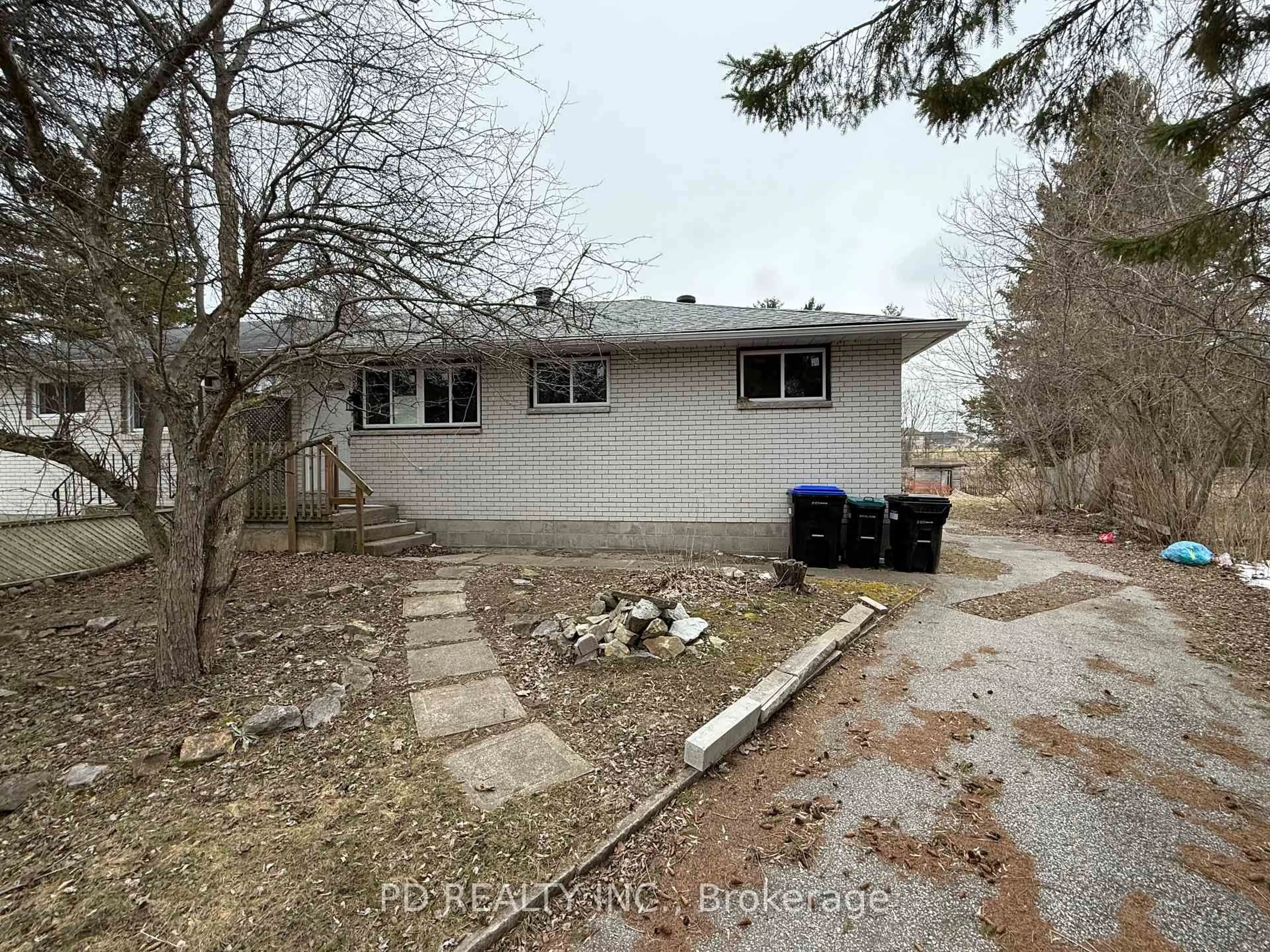 A pic from outside/outdoor area/front of a property/back of a property/a pic from drone, water/lake/river/ocean view for 250 Cindy Lane, Essa Ontario L0M 1B0