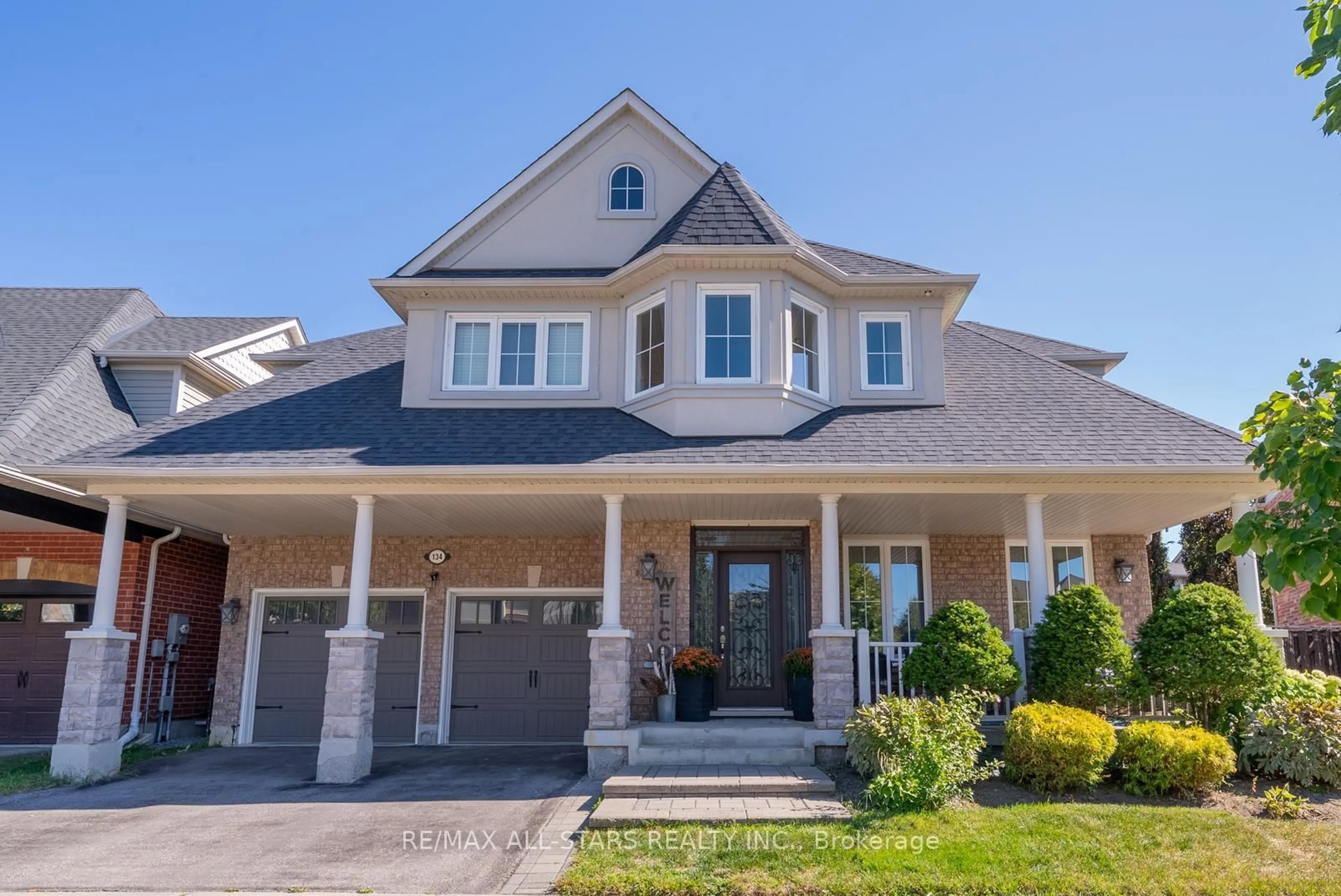 Home with brick exterior material, street for 134 Stephensbrook Circ, Whitchurch-Stouffville Ontario L4A 0G4