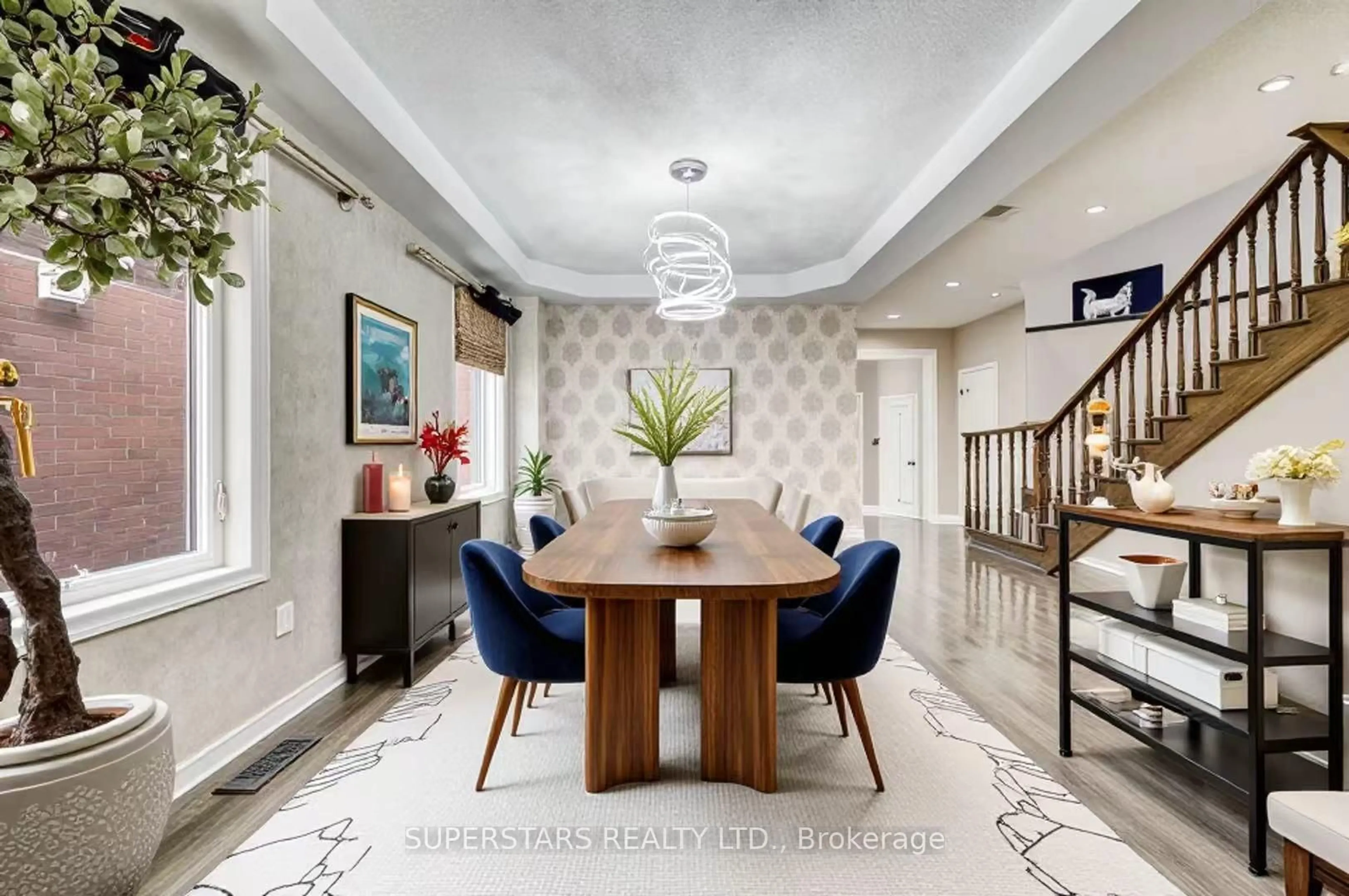 Dining room, ceramic/tile floor for 106 White Beach Cres, Vaughan Ontario L6A 0R2
