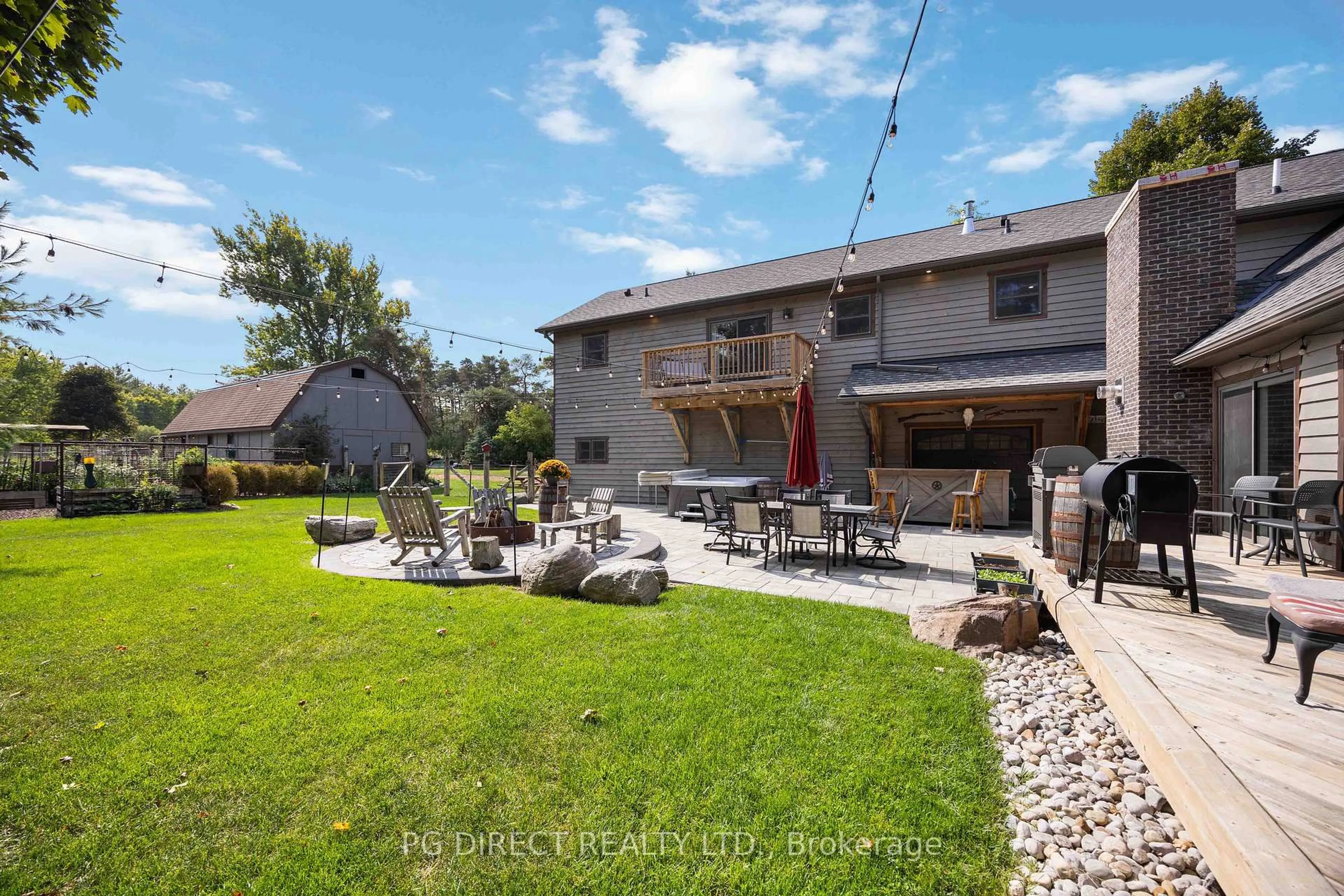 Patio, unknown for 4143 Vivian Rd, Whitchurch-Stouffville Ontario L4A 2A7