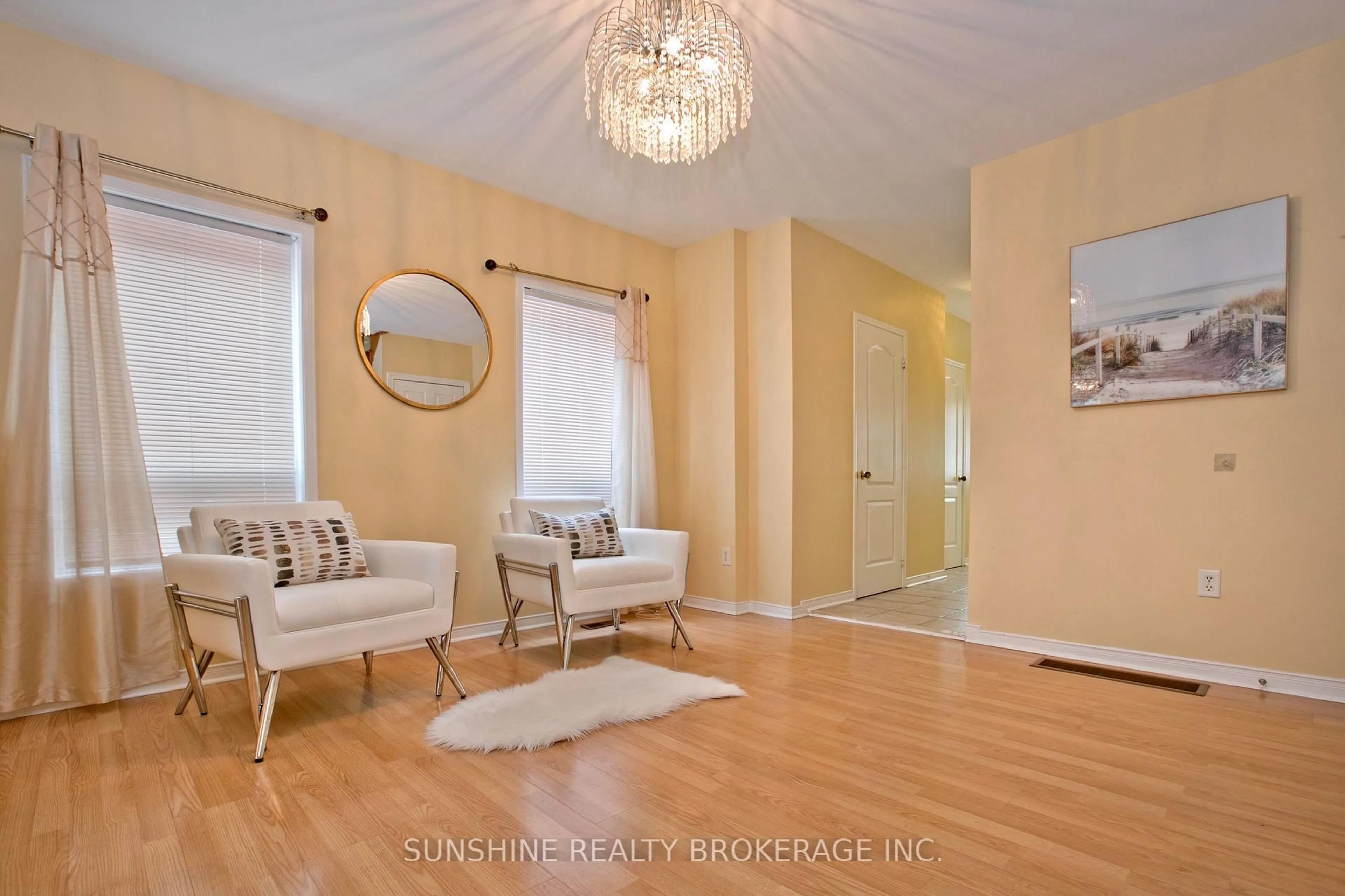 Living room with furniture, unknown for 3 Camino Dr, Vaughan Ontario L6A 3W7