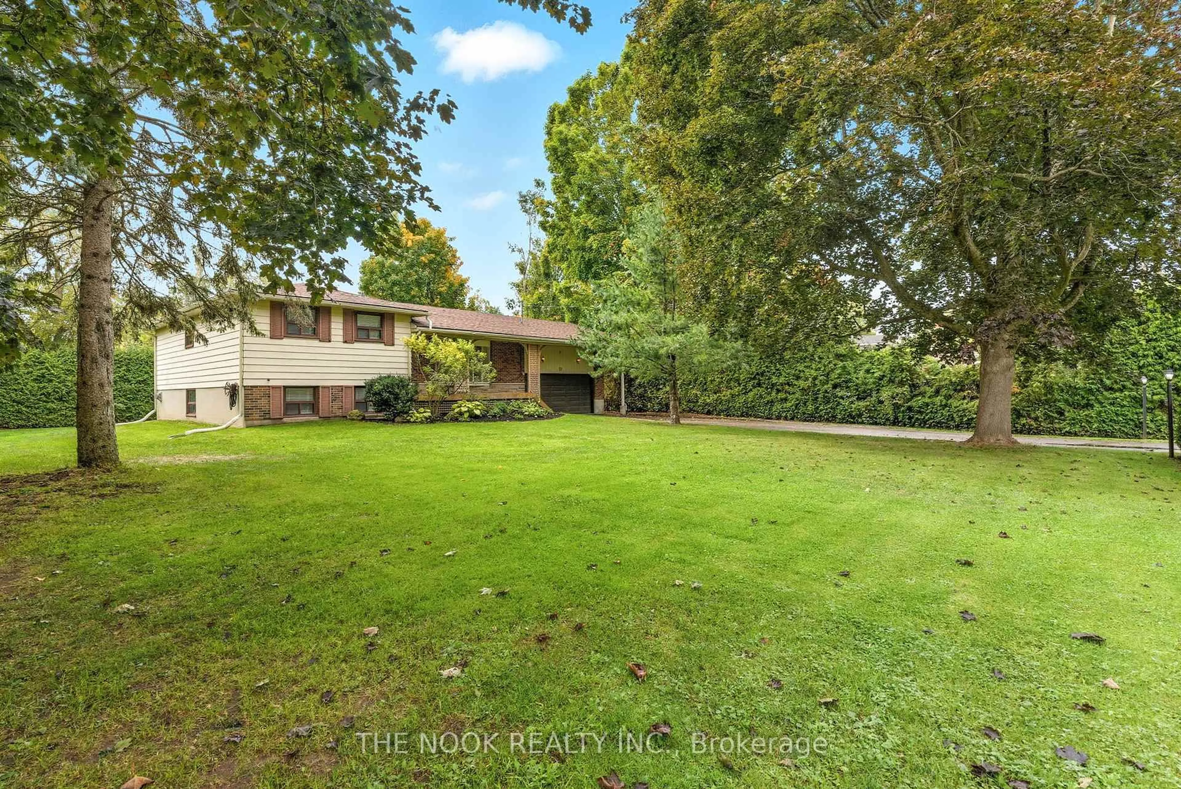 A pic from outside/outdoor area/front of a property/back of a property/a pic from drone, unknown for 99 Eighth St, Brock Ontario L0K 1A0