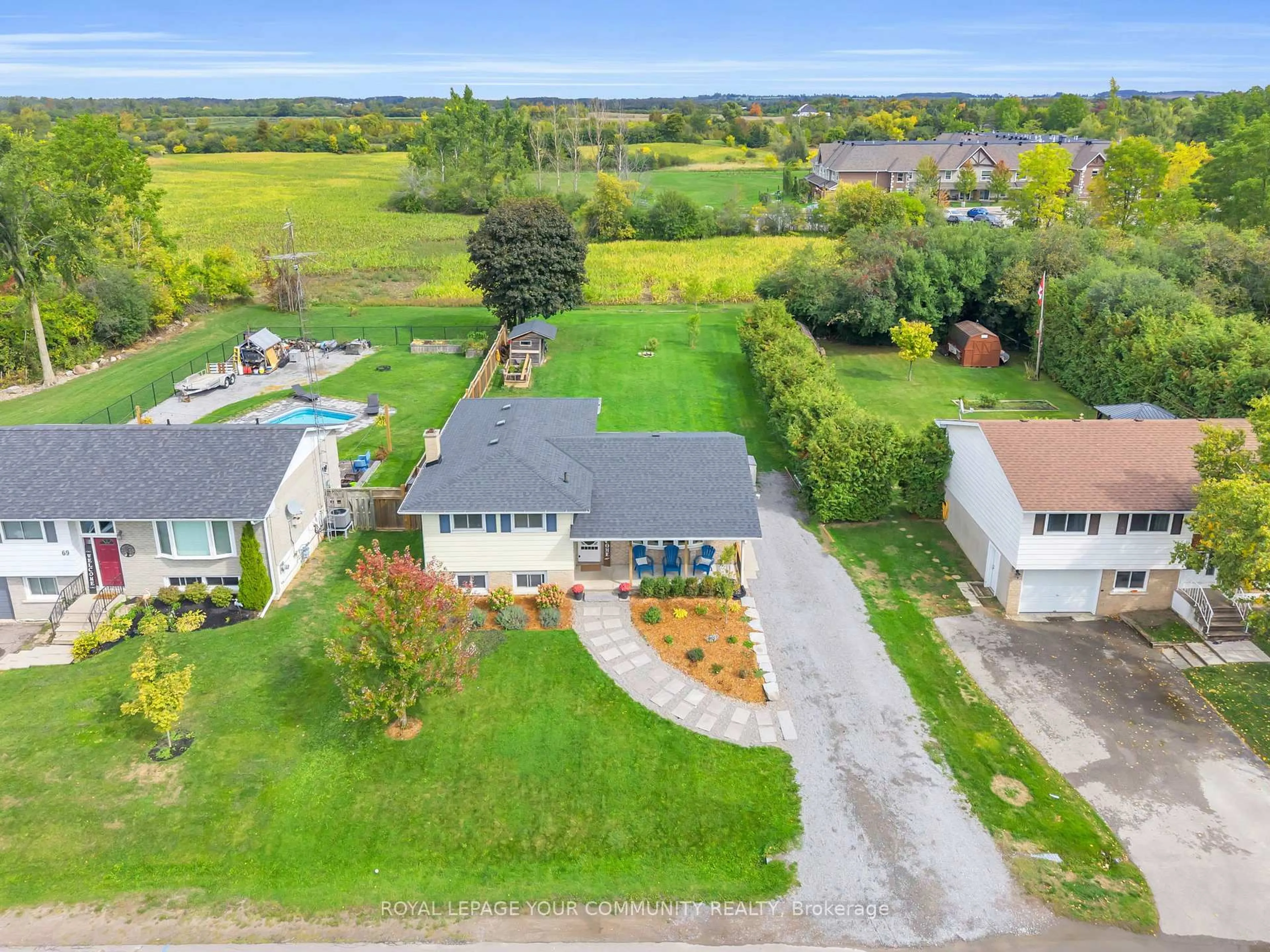 A pic from outside/outdoor area/front of a property/back of a property/a pic from drone, water/lake/river/ocean view for 65 Adelaide St, Brock Ontario L0E 1E0