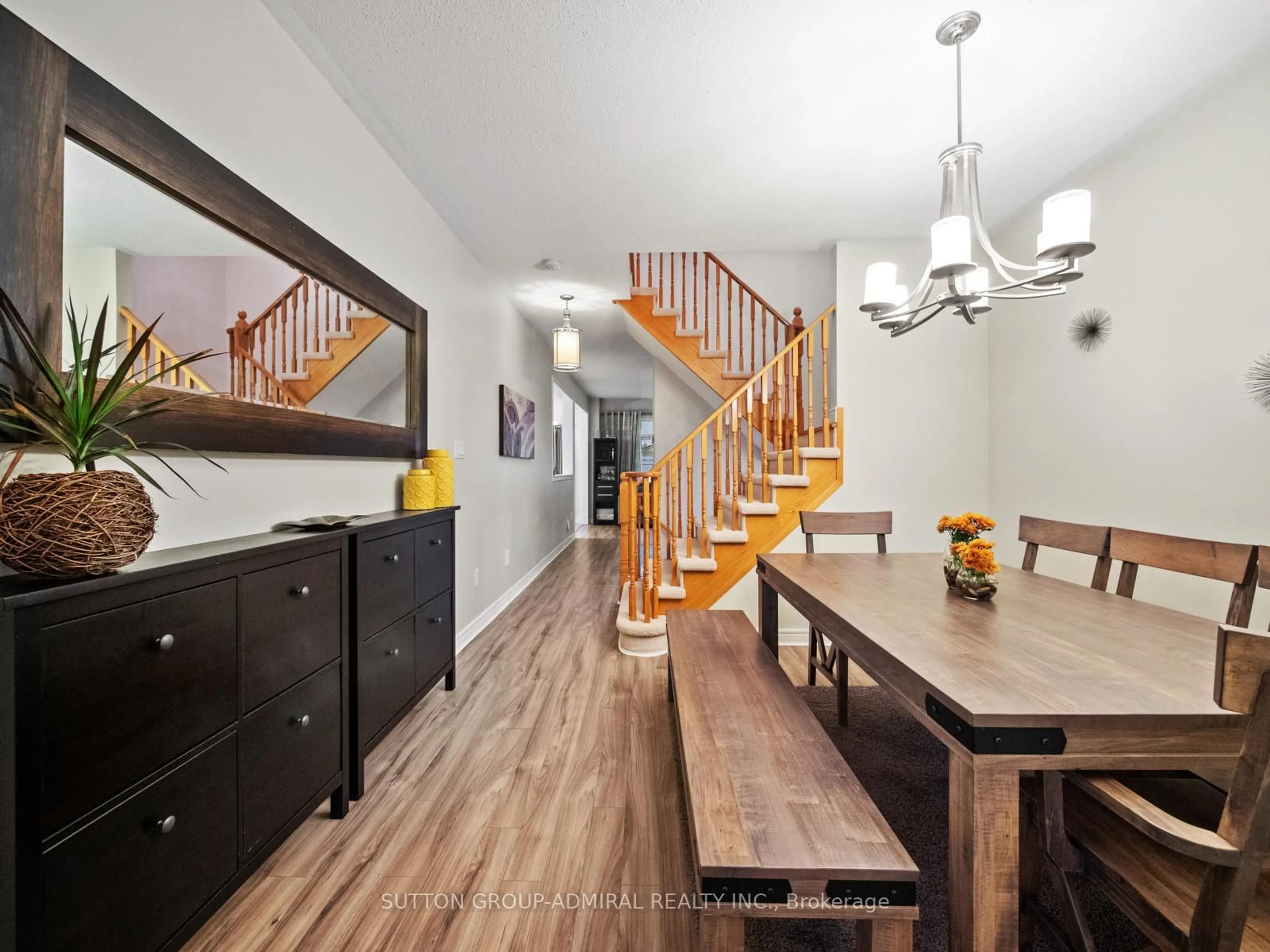 Unknown for 79 Watkins Glen Cres, Aurora Ontario L4G 7S6