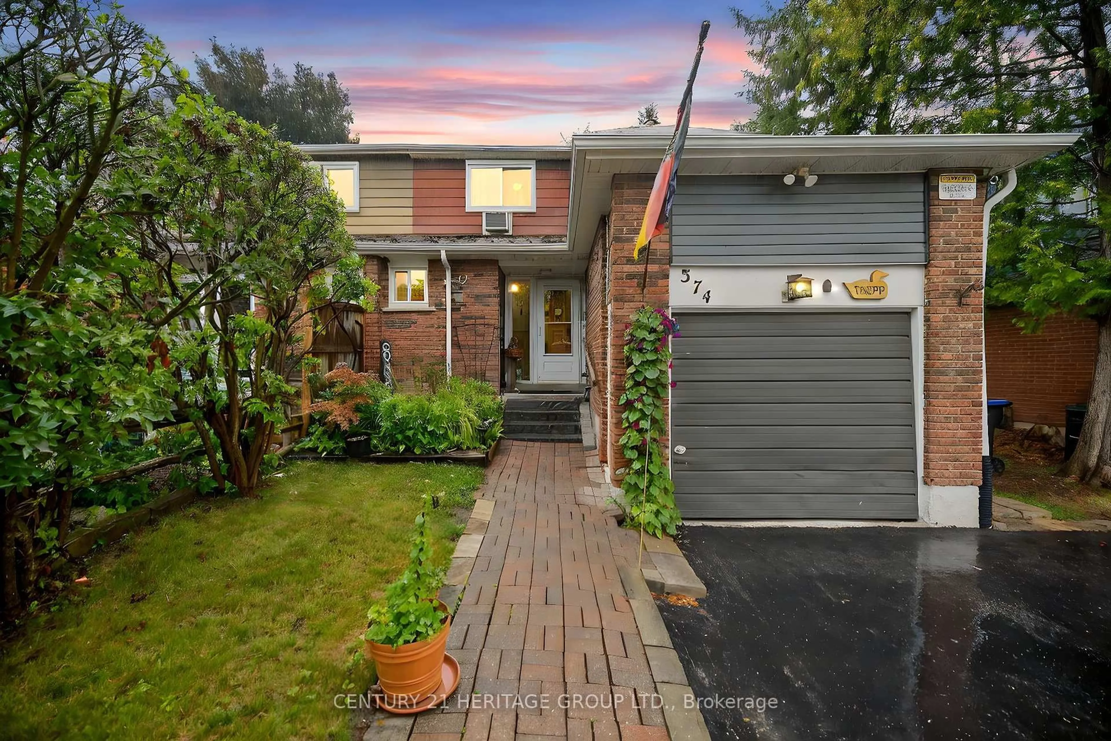 Unknown for 374 Maplegrove Ave, Bradford West Gwillimbury Ontario L3Z 1V7