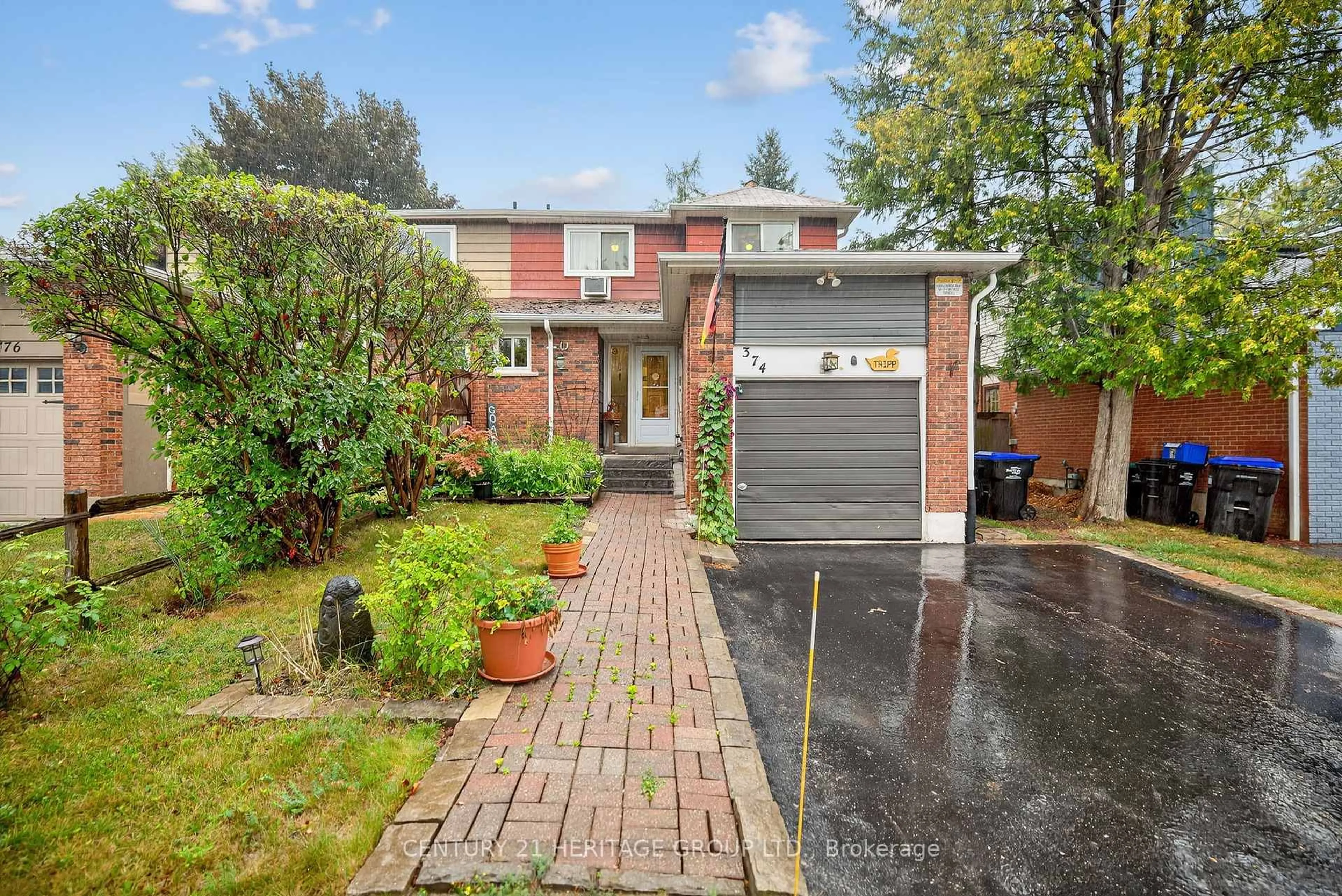 Home with brick exterior material, street for 374 Maplegrove Ave, Bradford West Gwillimbury Ontario L3Z 1V7