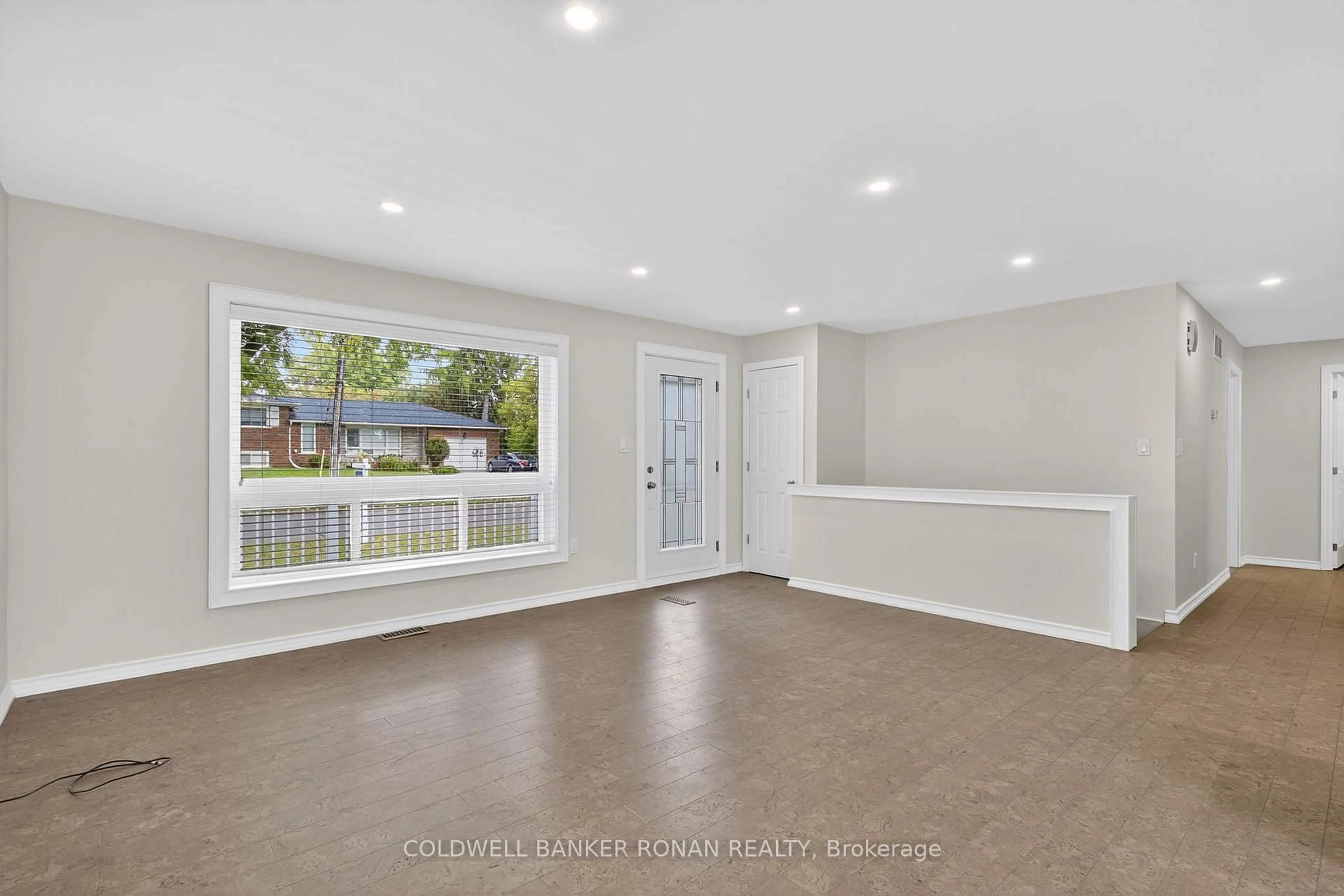 Unknown for 118 Queen St, Bradford West Gwillimbury Ontario L3Z 1L3