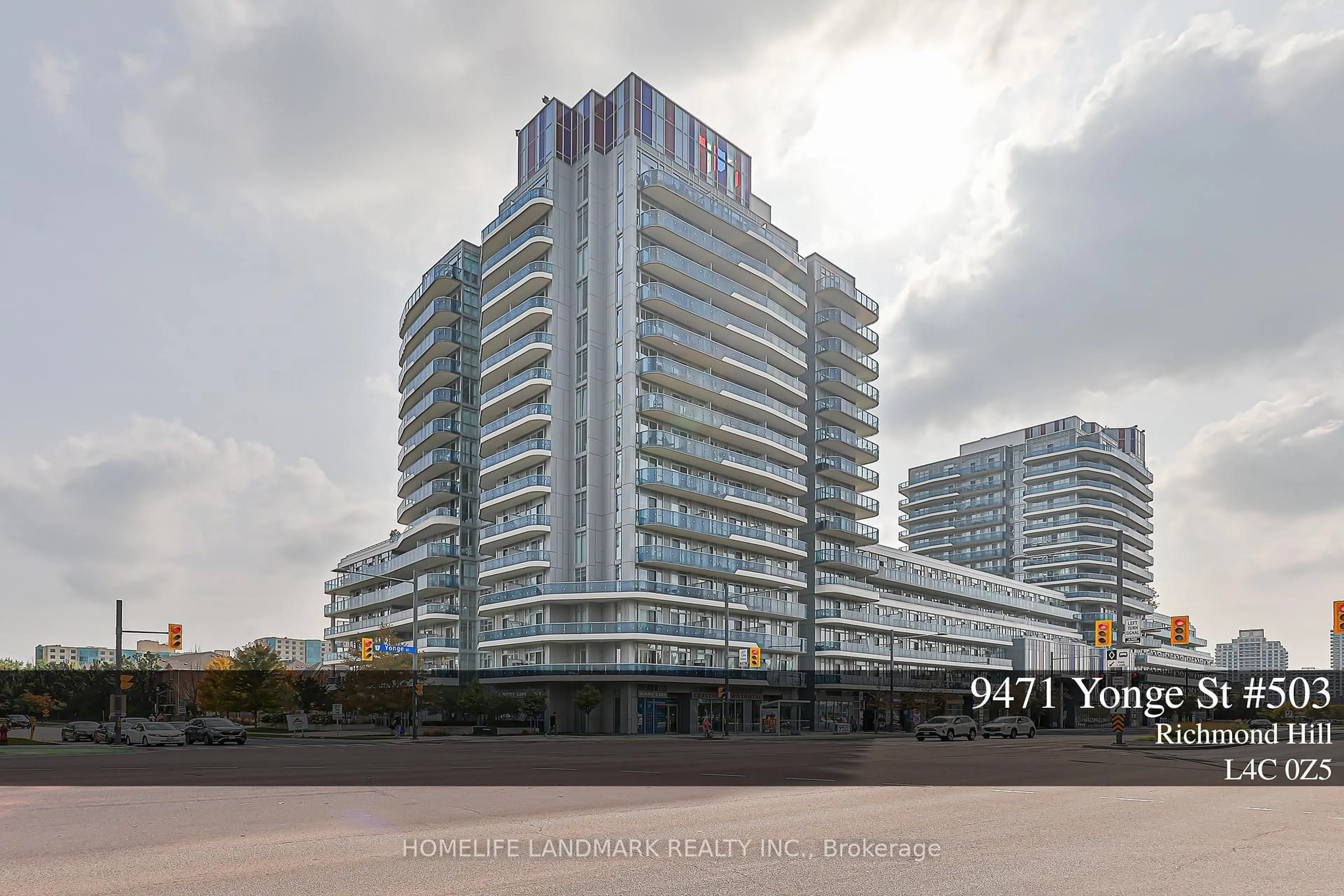 Blurry image for 9471 Yonge St #503, Richmond Hill Ontario L4C 0Z5