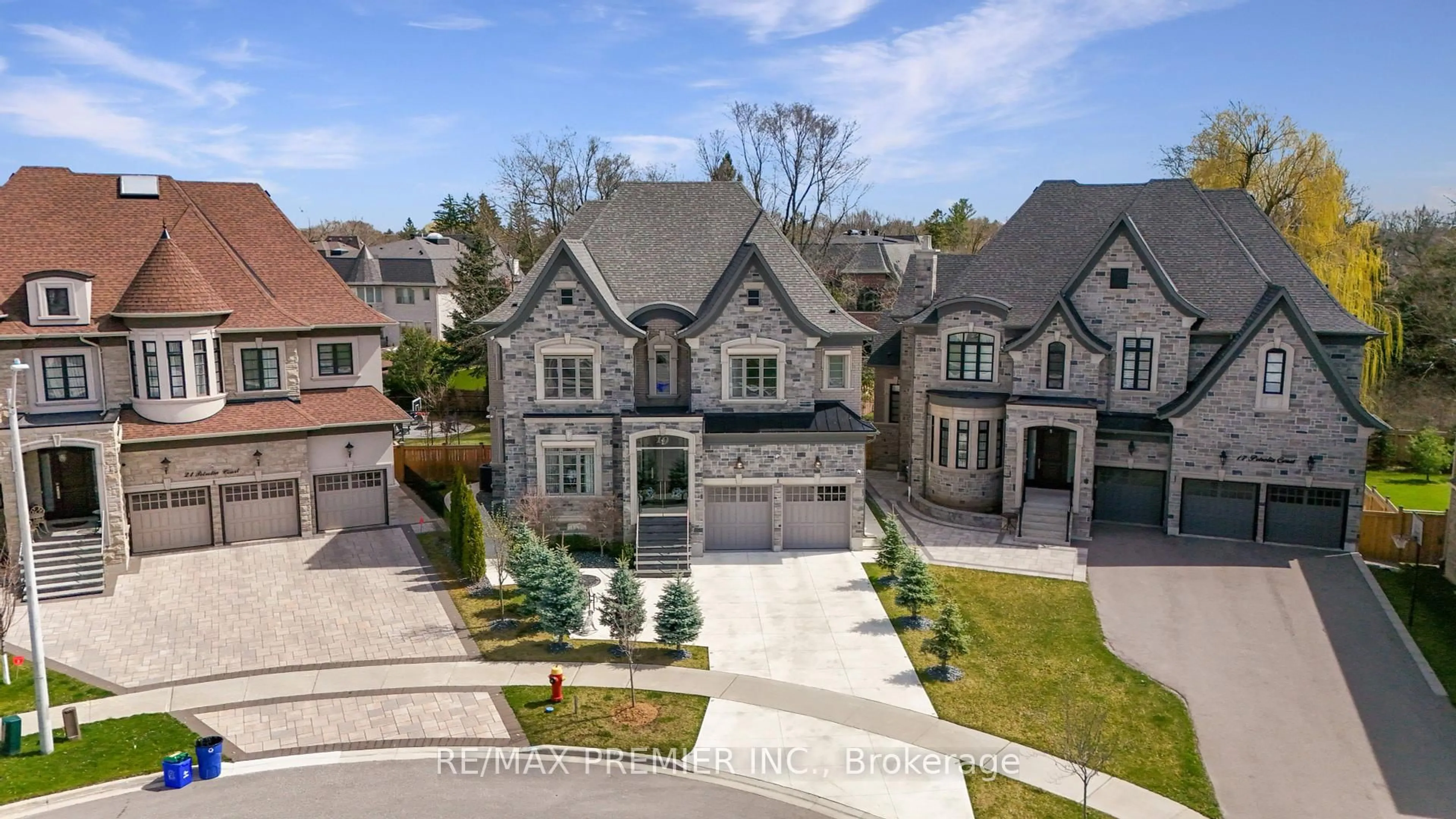 Home with brick exterior material, street for 19 Petrolia Crt, Richmond Hill Ontario L4C 0C2