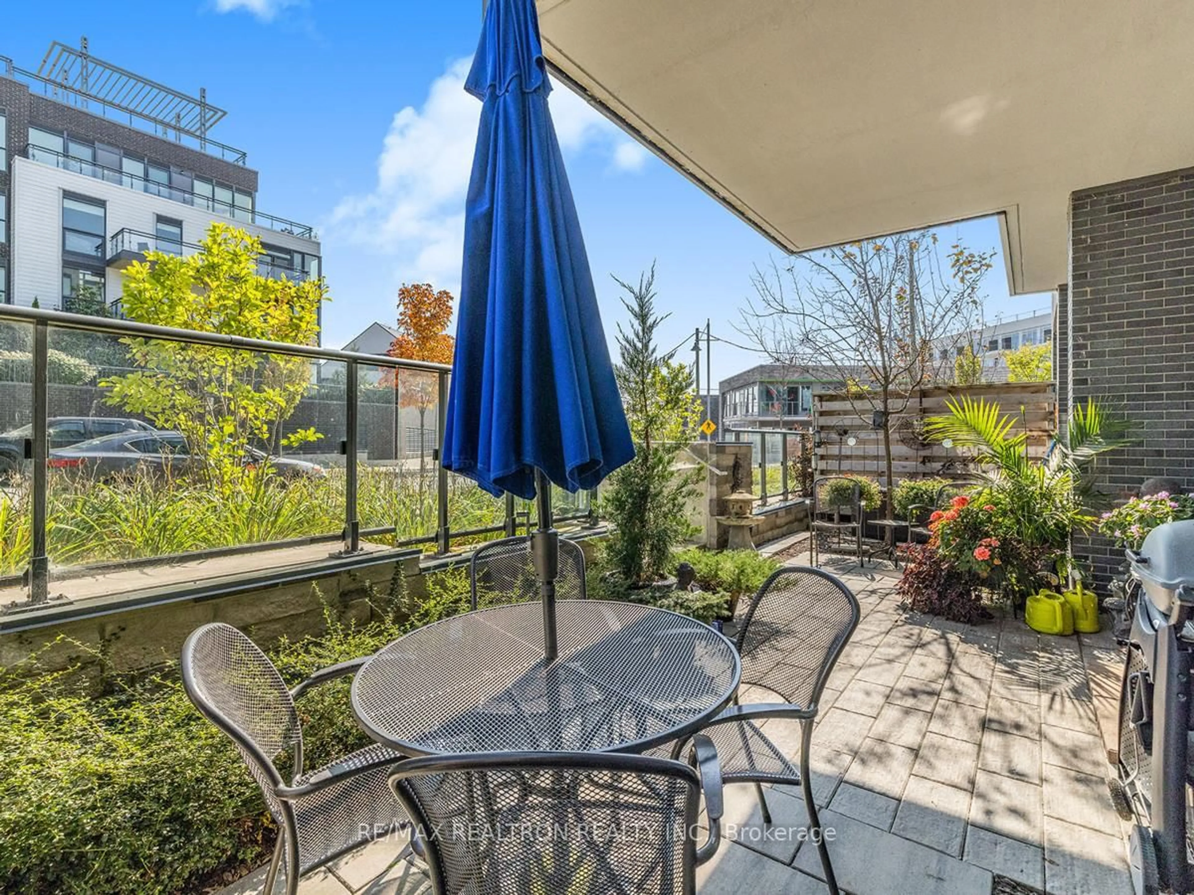 Patio, street for 375 SEA RAY Ave #G16, Innisfil Ontario L9S 0N9