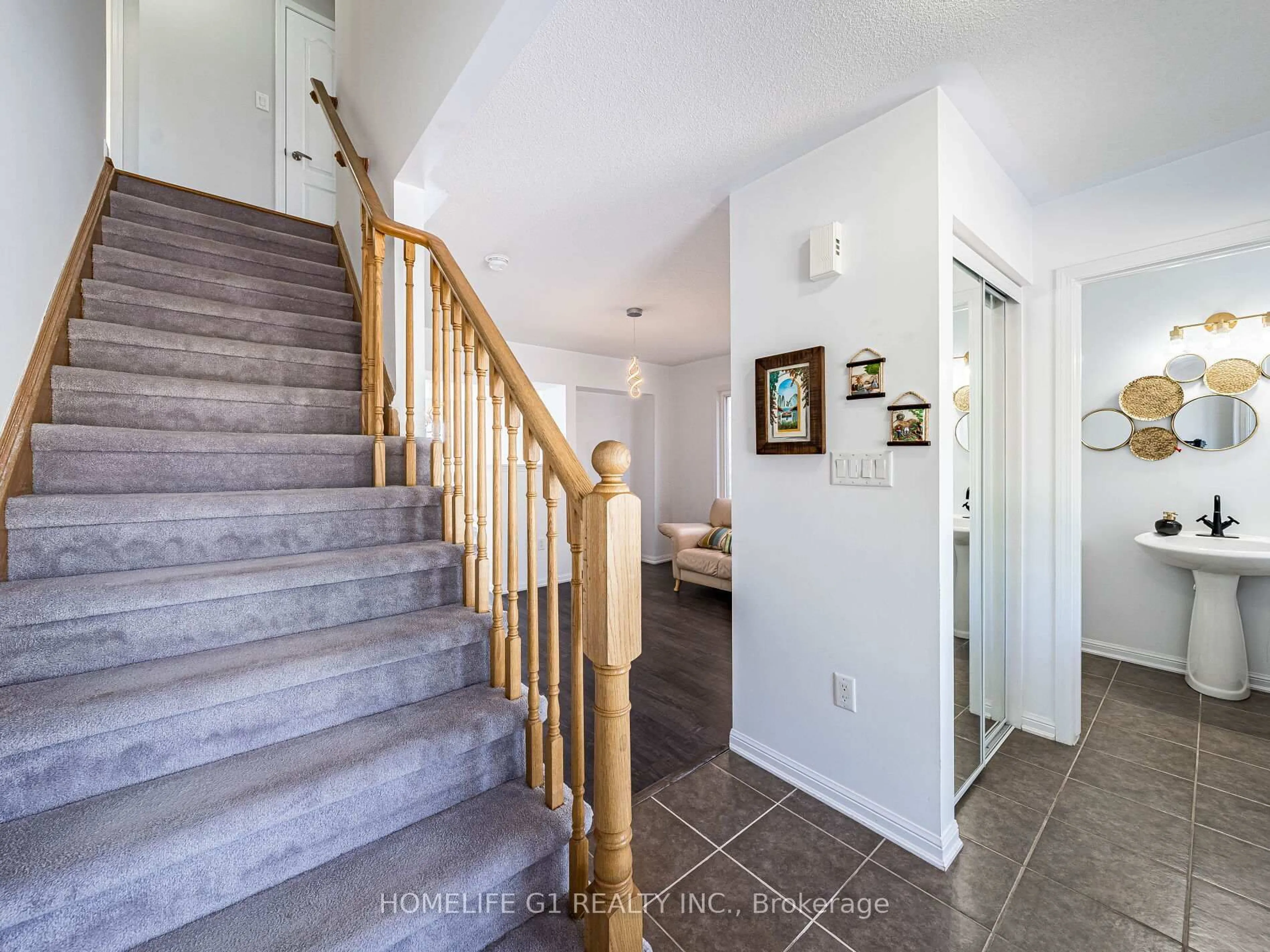 Unknown for 23 Davidson Dr, New Tecumseth Ontario L9R 0E4