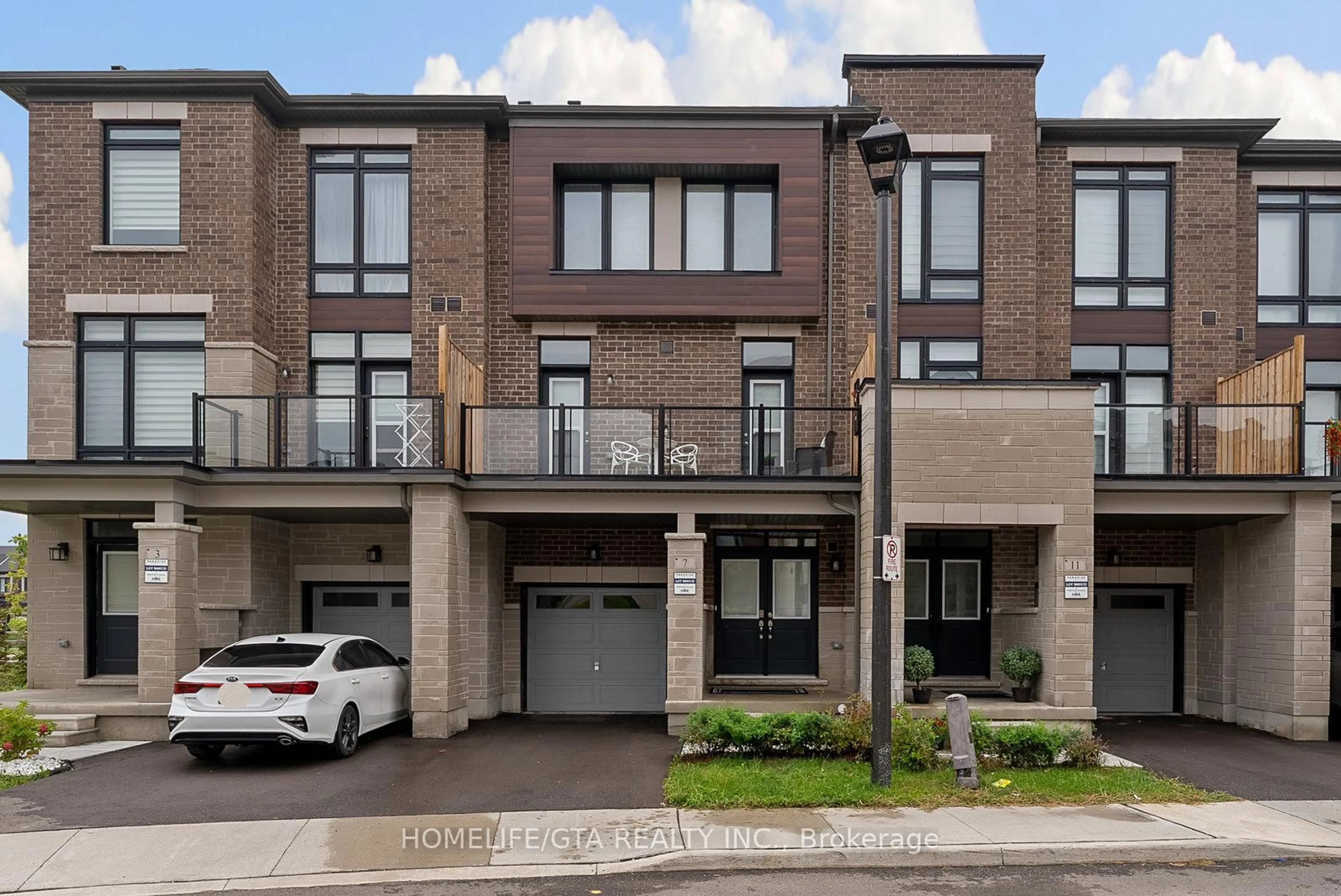 Home with brick exterior material, street for 7 Holyrood Cres, Vaughan Ontario L4H 5G2