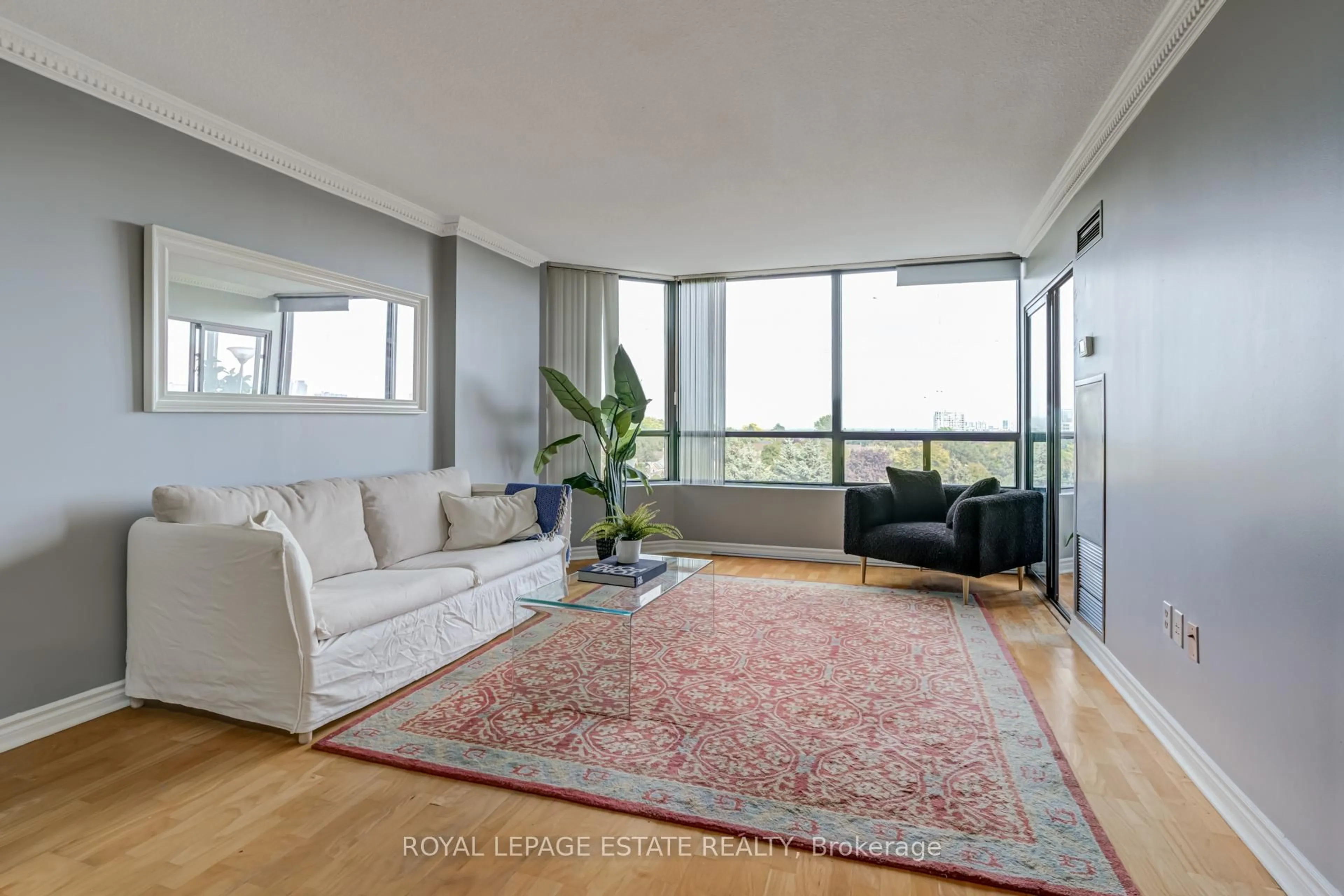 Living room with furniture, unknown for 7440 Bathurst St #706, Vaughan Ontario L4J 7K8