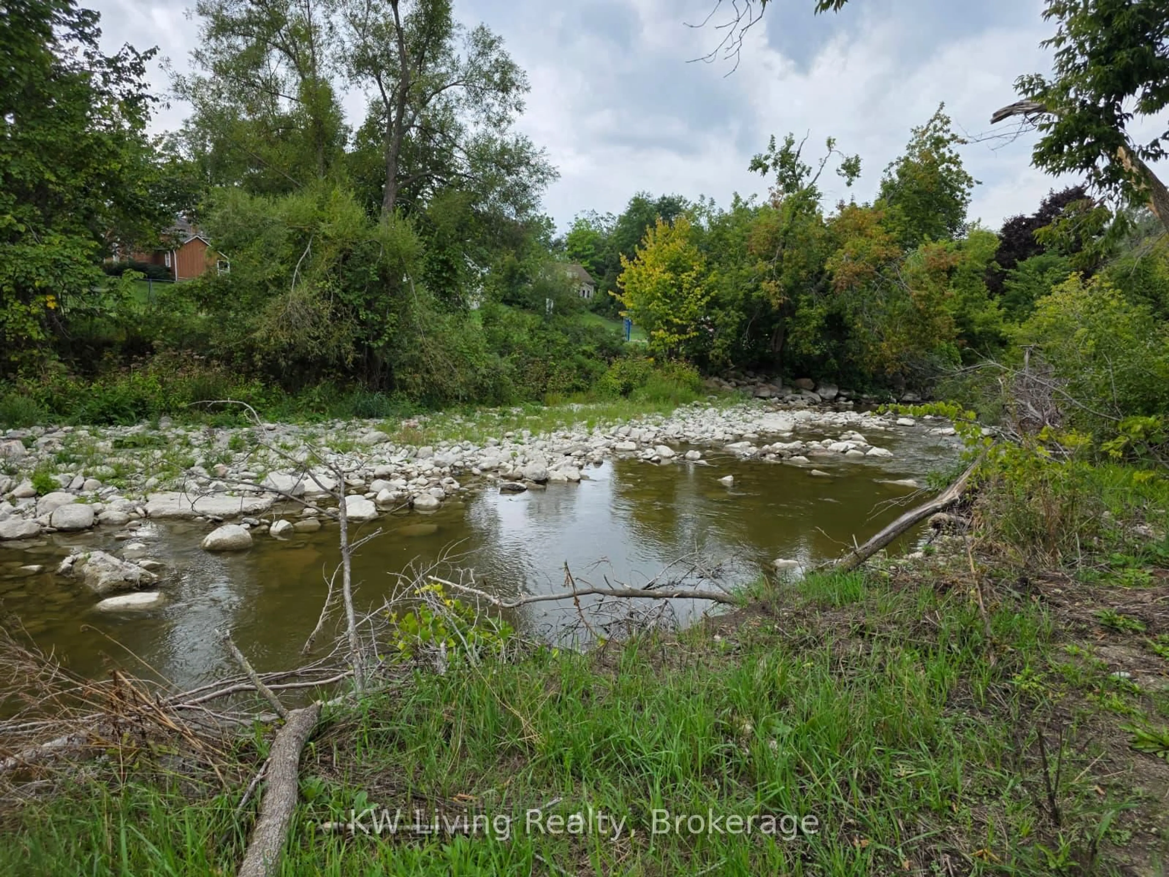Blurry image for 301 Victoria Ave, Brock Ontario L0K 1A0