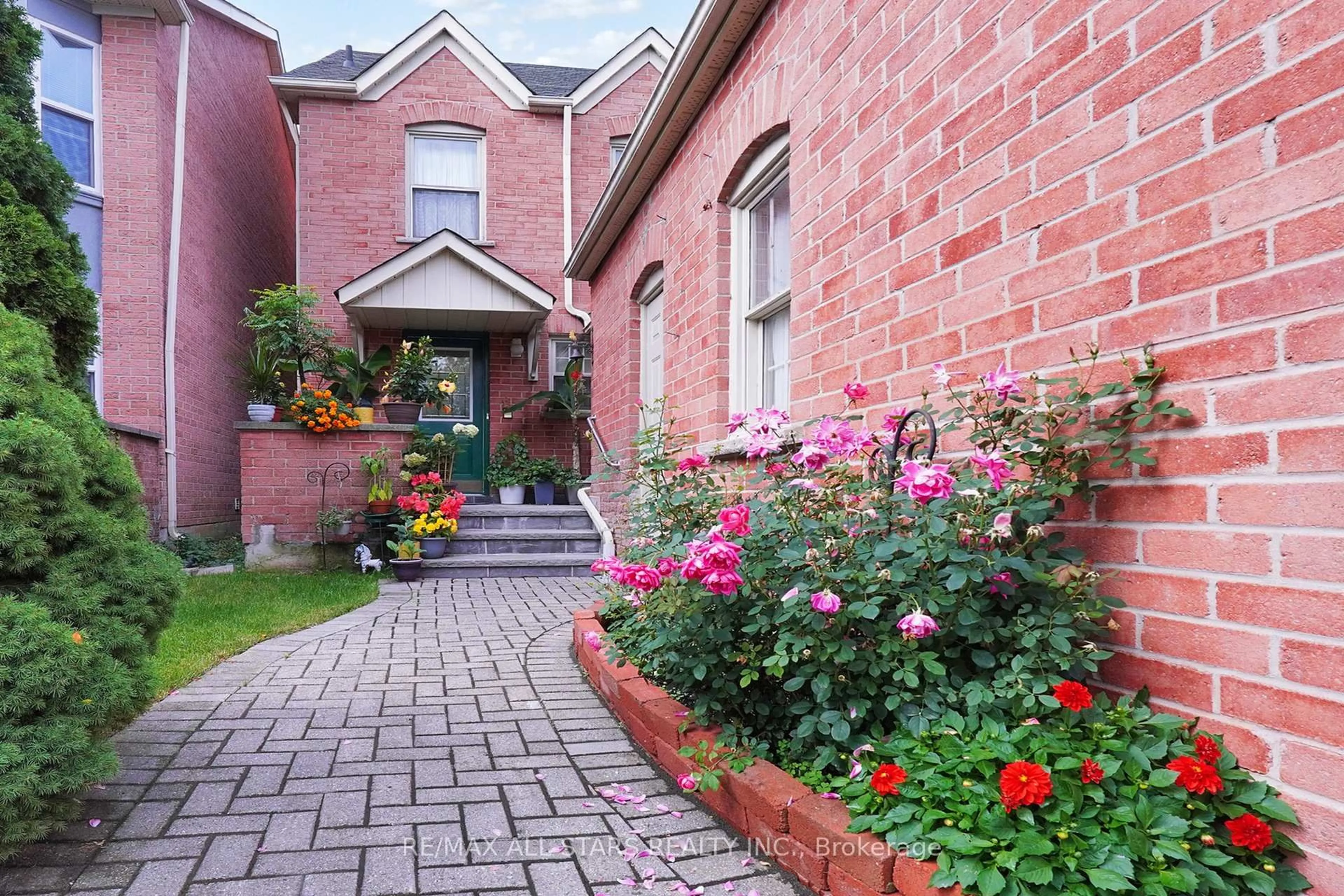 Home with brick exterior material, street for 82 Waterbridge Lane, Markham Ontario L3R 8V9