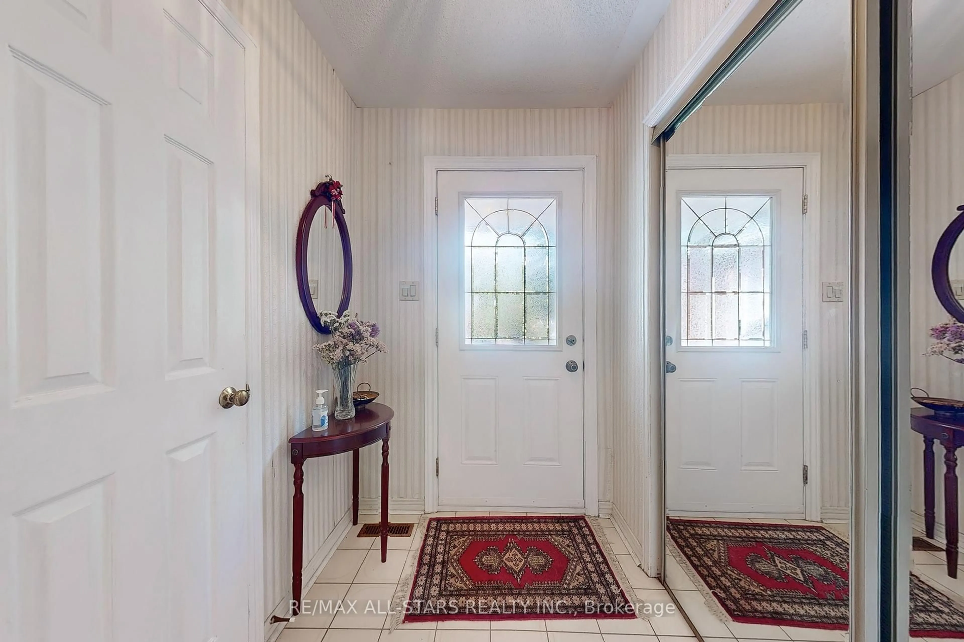 Indoor entryway for 82 Waterbridge Lane, Markham Ontario L3R 8V9