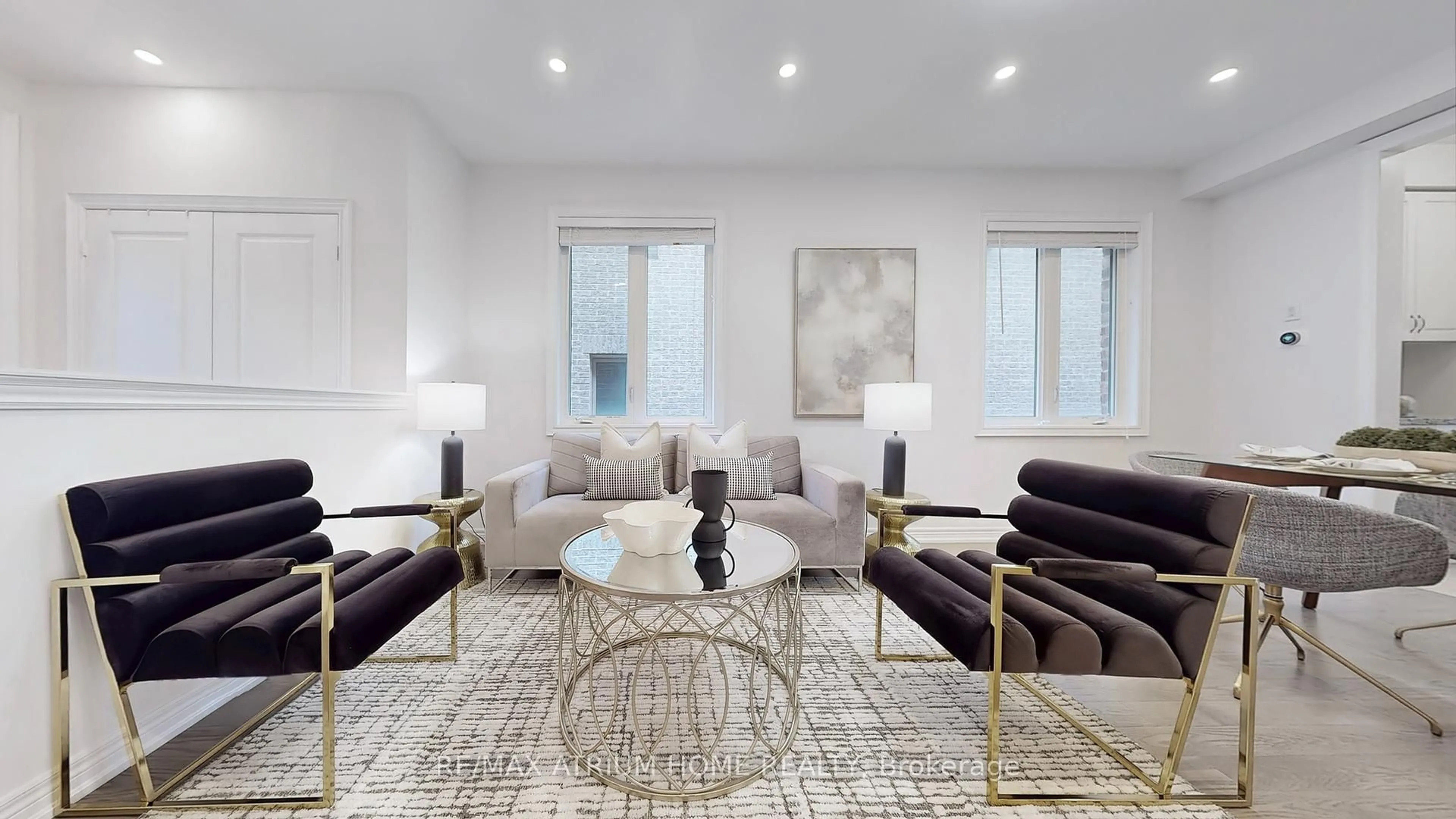 Living room with furniture, unknown for 20 Starkweather St, Aurora Ontario L4G 0Z3