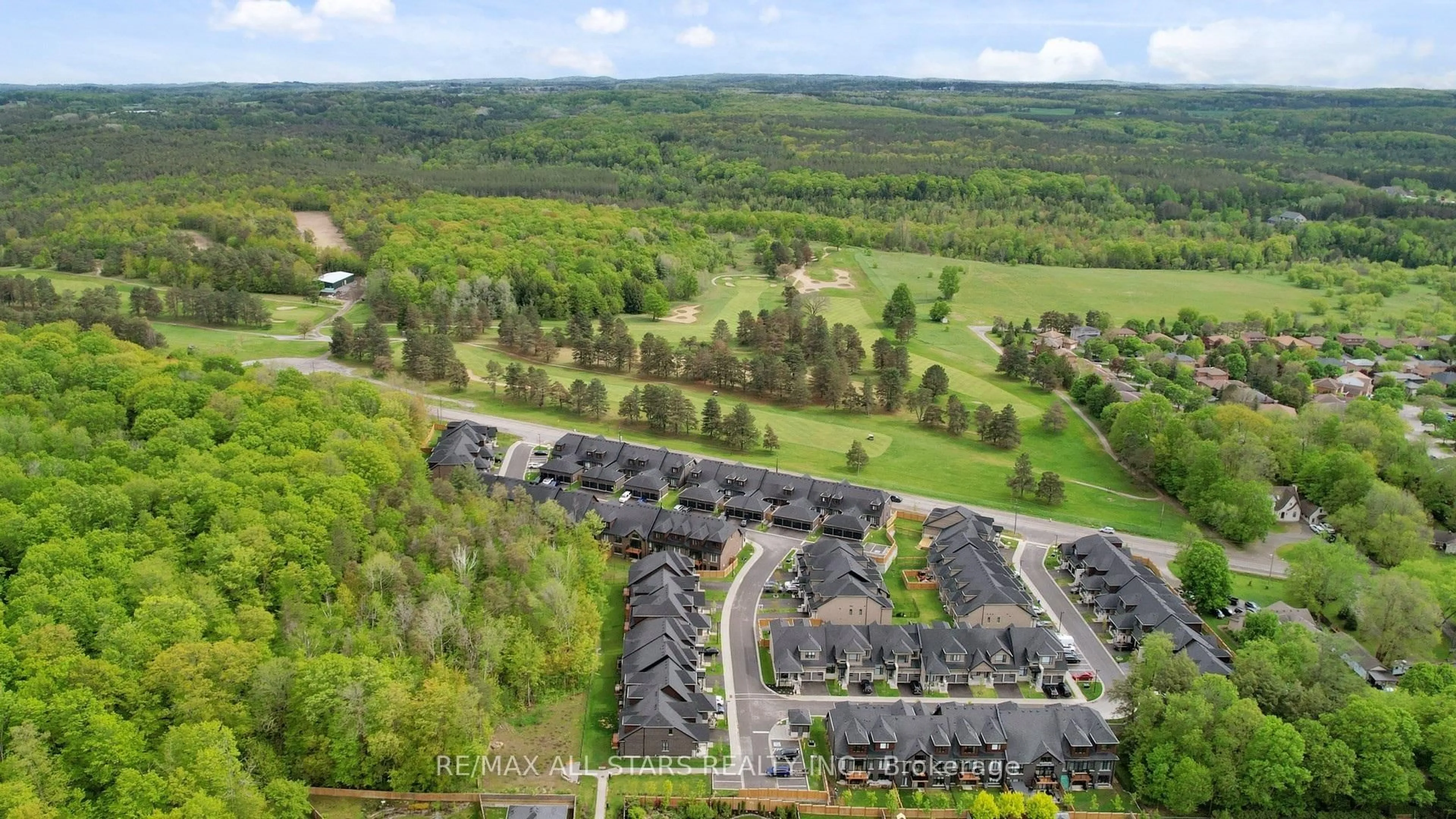 A pic from outside/outdoor area/front of a property/back of a property/a pic from drone, mountain view for 3 Lois Torrance Tr, Uxbridge Ontario L9P 0R9