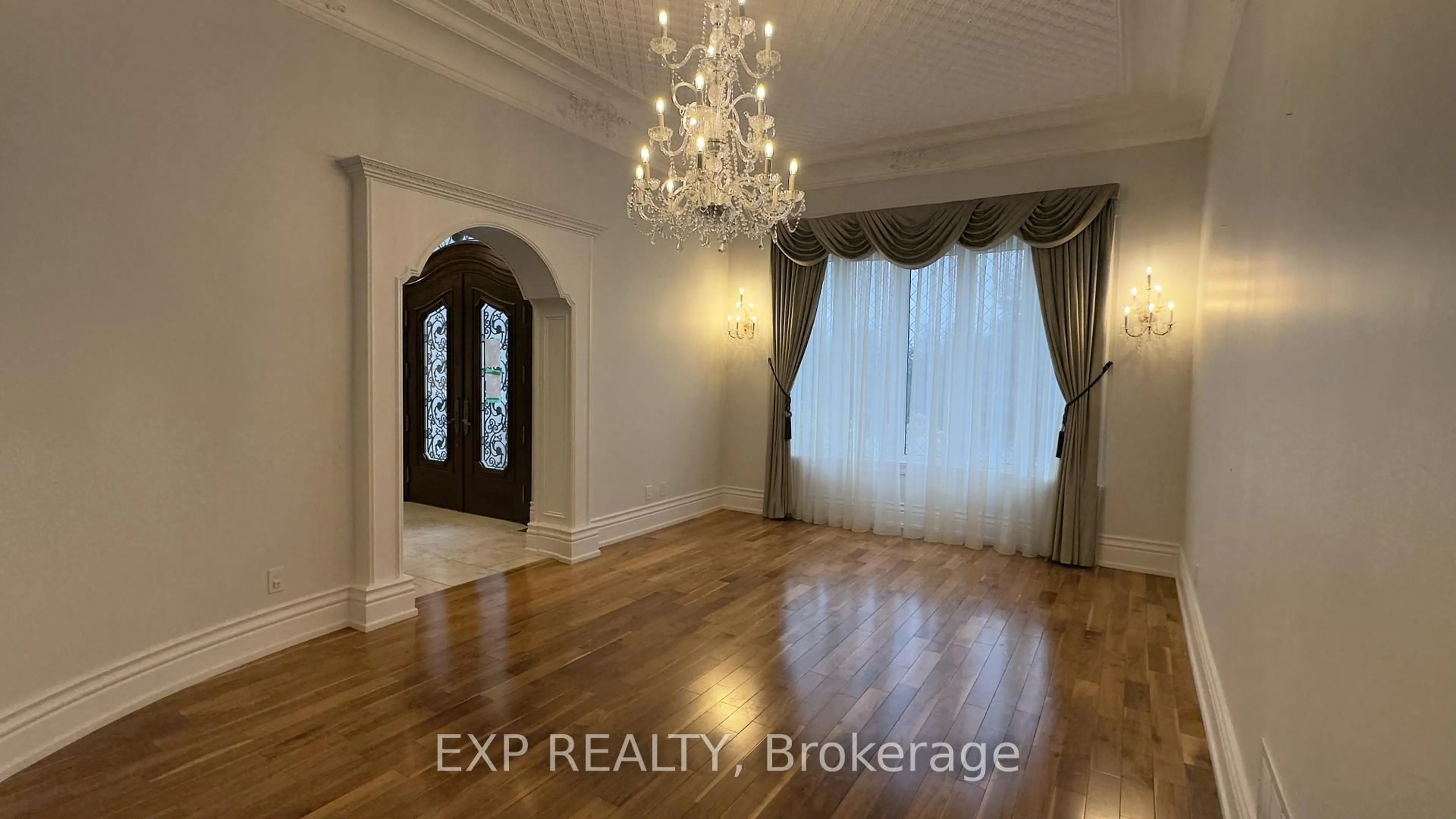 A pic of a room for 68 Davidson Dr, Vaughan Ontario L4L 1M3