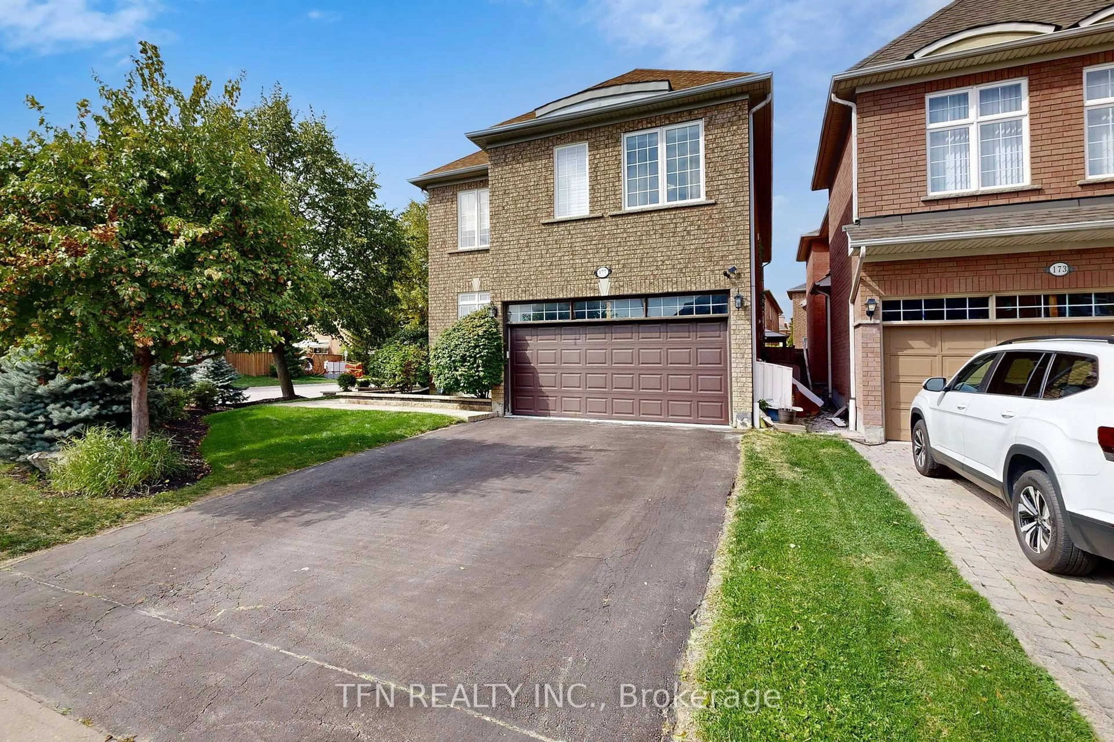 Home with brick exterior material, street for 177 Bentoak Cres, Vaughan Ontario L4J 8T4