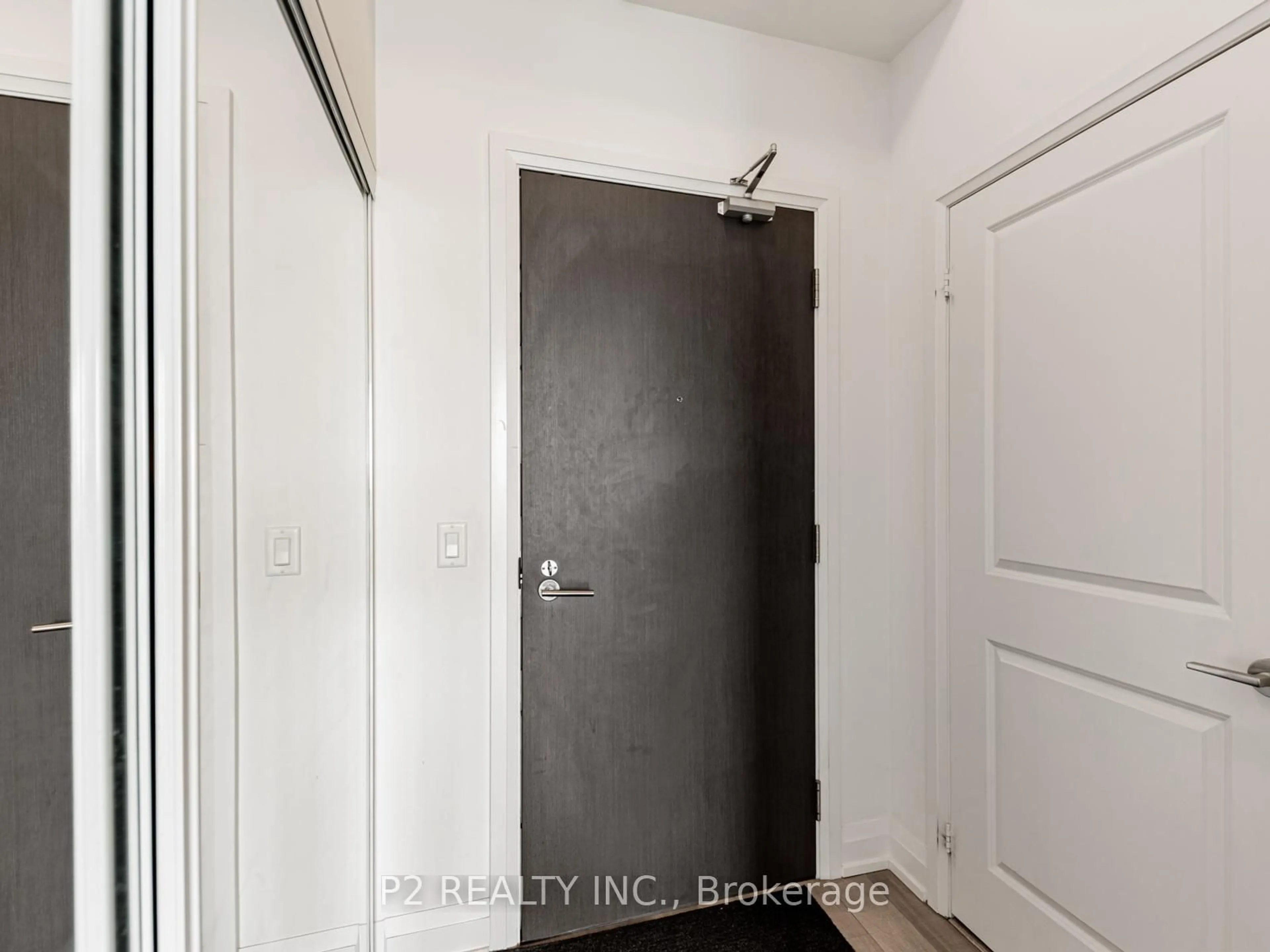 Indoor entryway for 7900 Bathurst St #618, Vaughan Ontario L4J 0J9