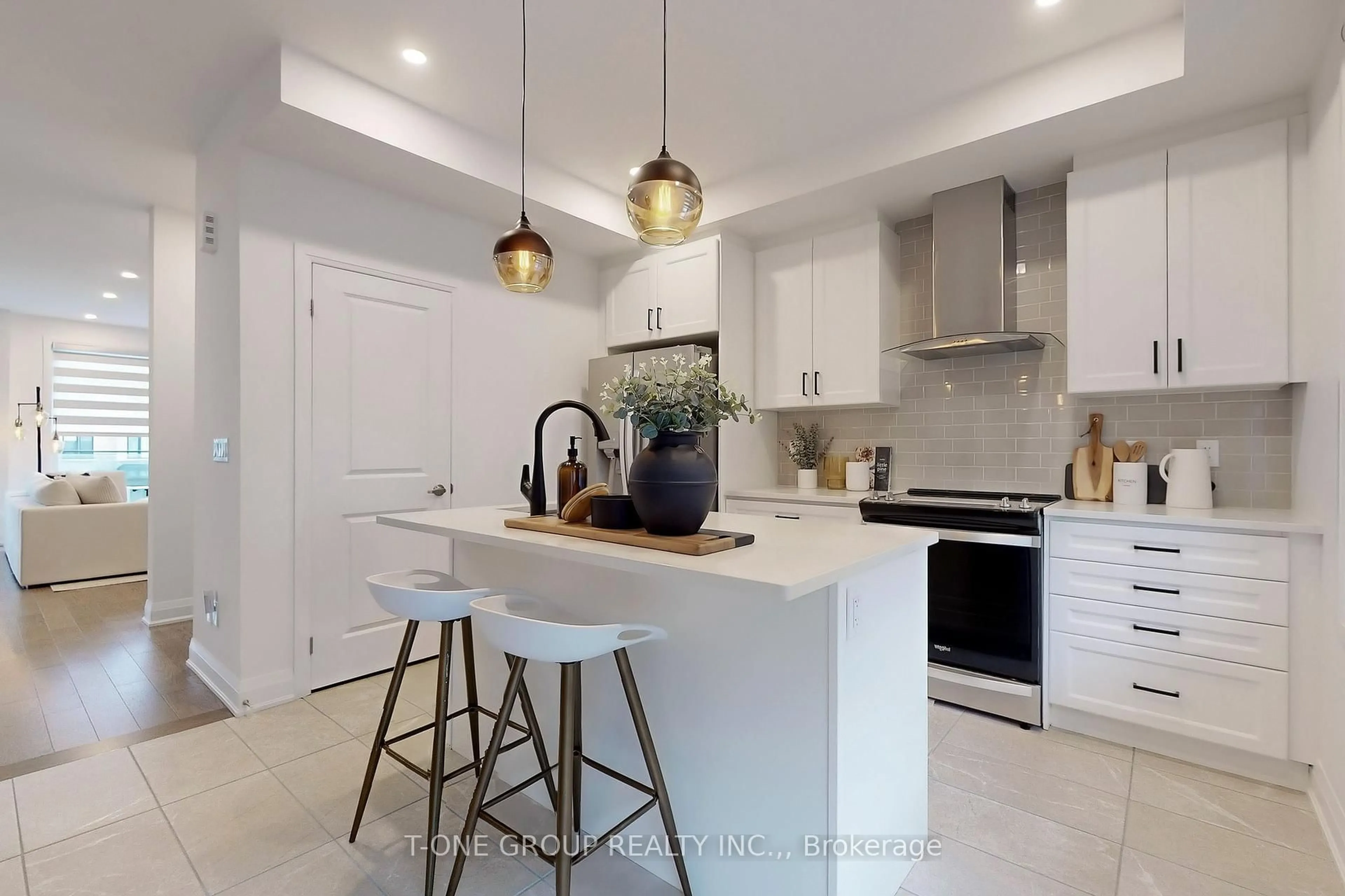 Contemporary kitchen, ceramic/tile floor for 5 Eelam Lane, Markham Ontario L6E 0W2