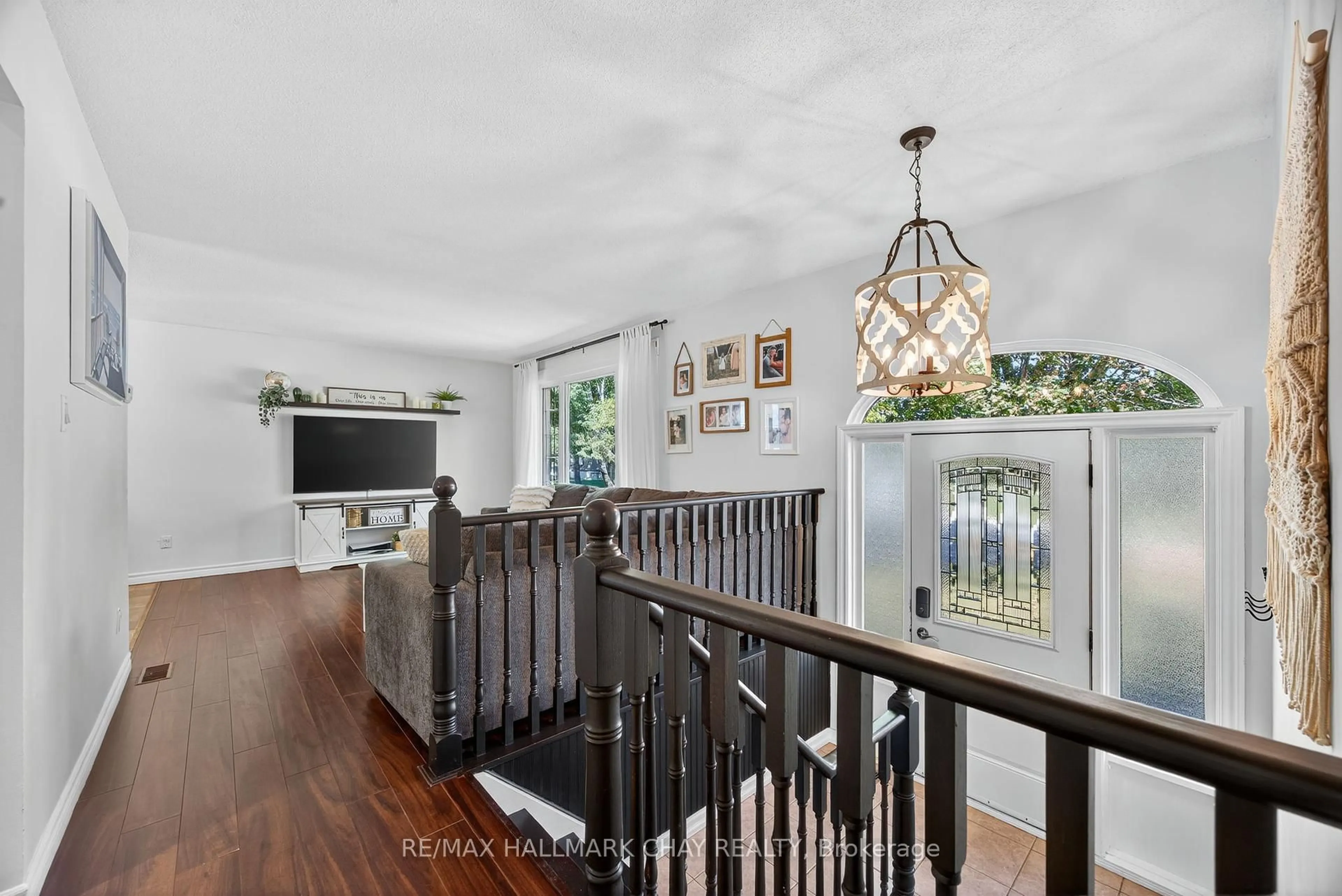 Unknown for 209 Newholme Circ, Innisfil Ontario L9S 1E9